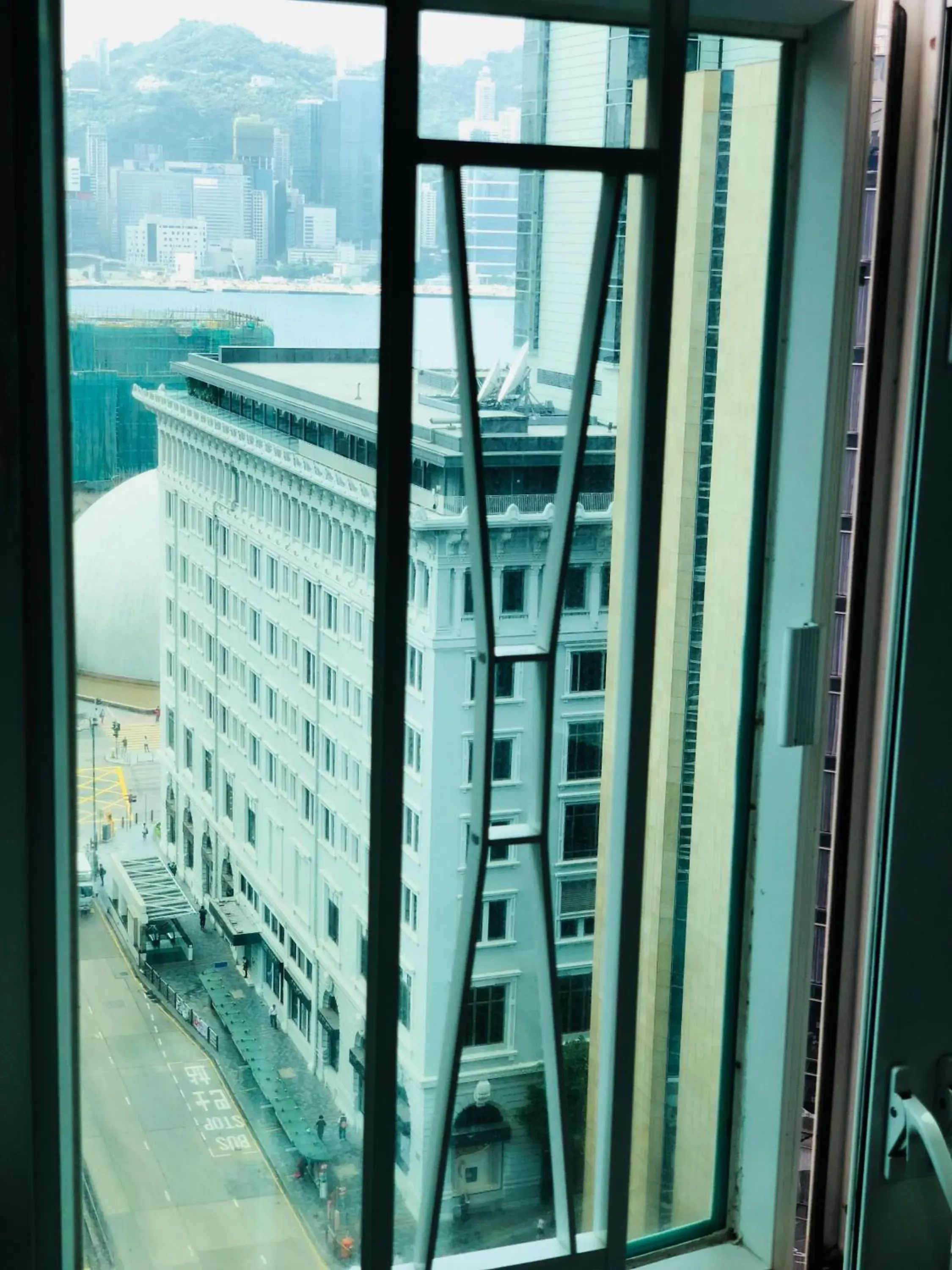 City view in Delta Lounge City view in Delta Lounge