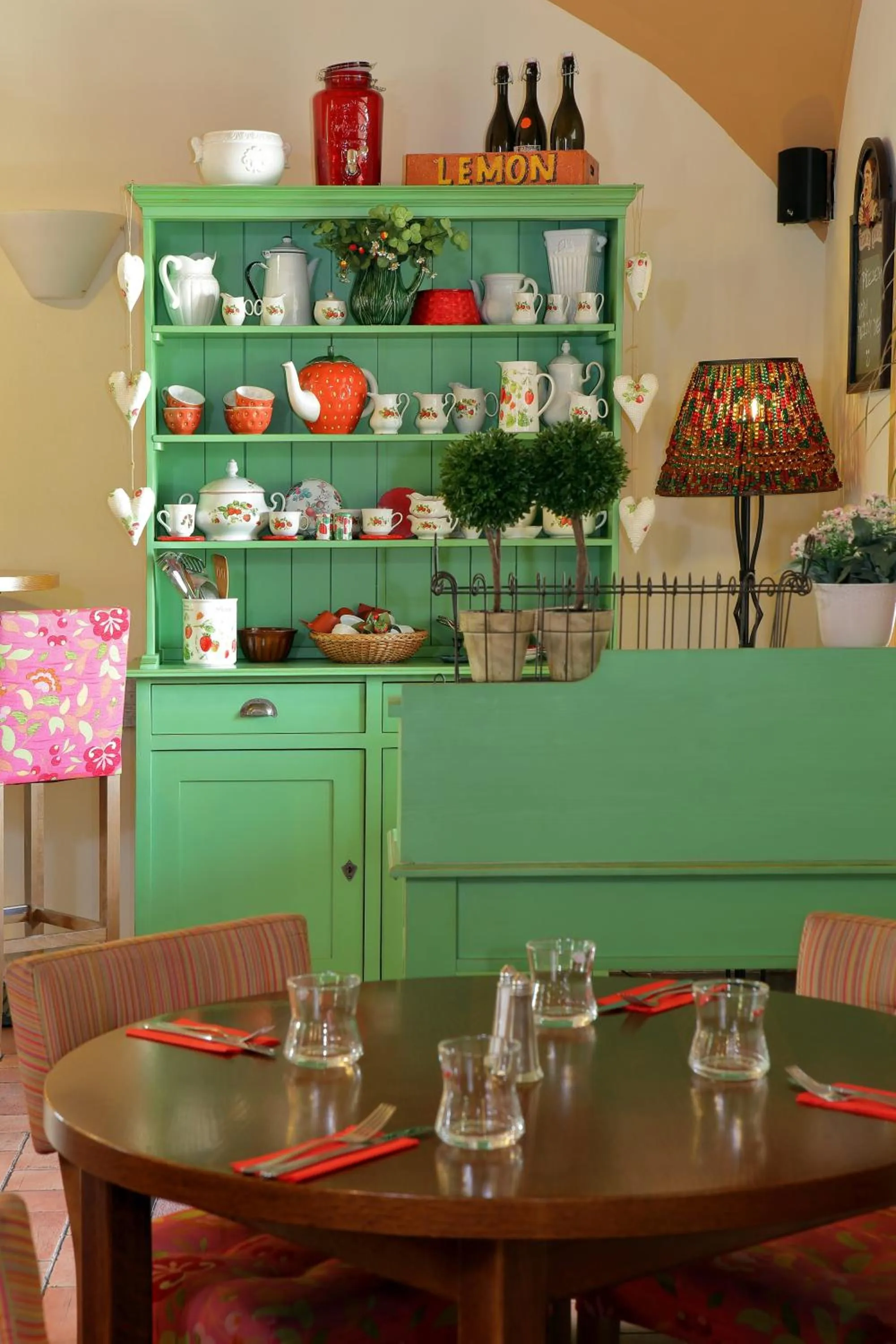 Restaurant/places to eat in Hotel Chvalská Tvrz