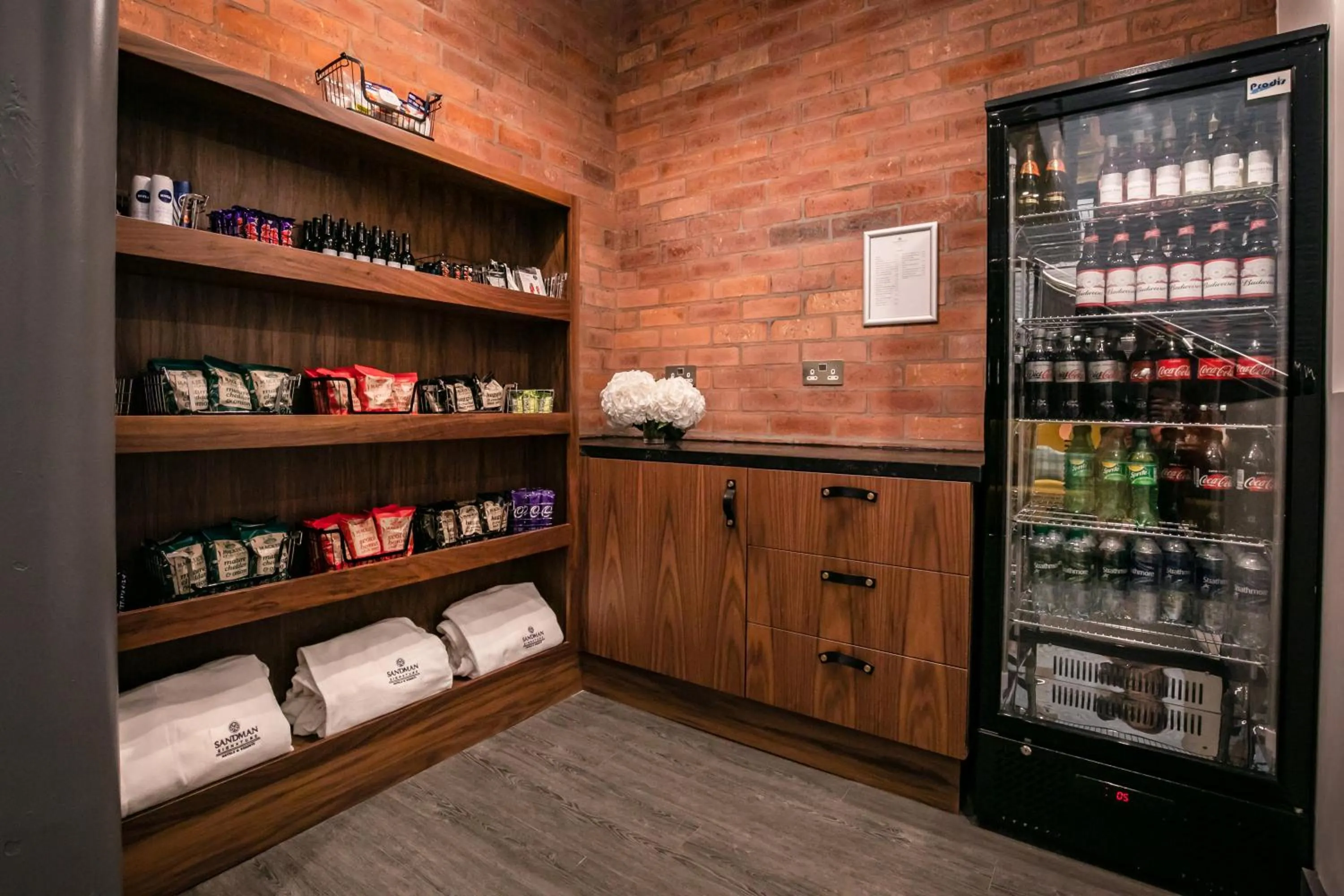 On-site shops in Sandman Signature Aberdeen Hotel & Spa