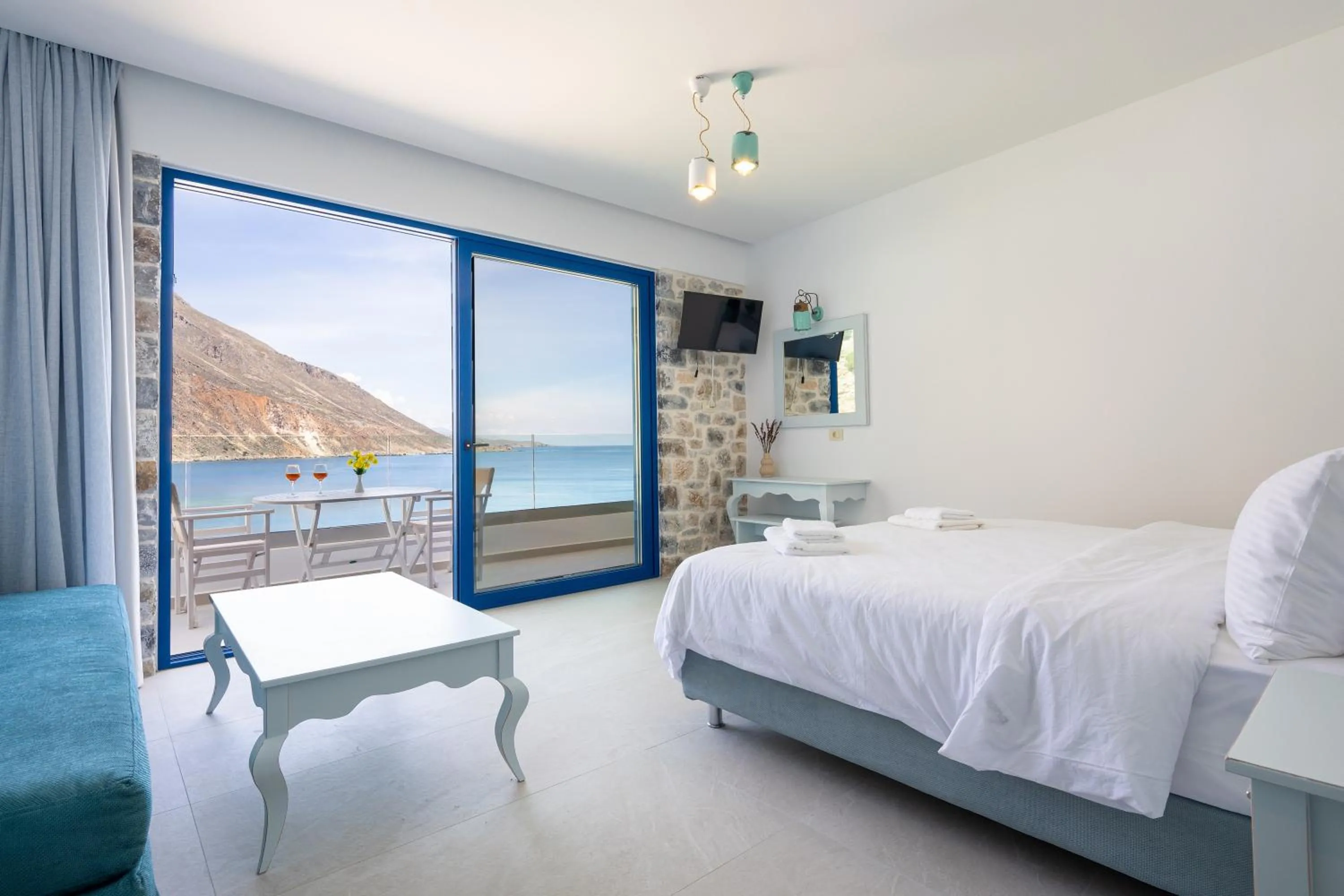 Bed in Molos Apartments