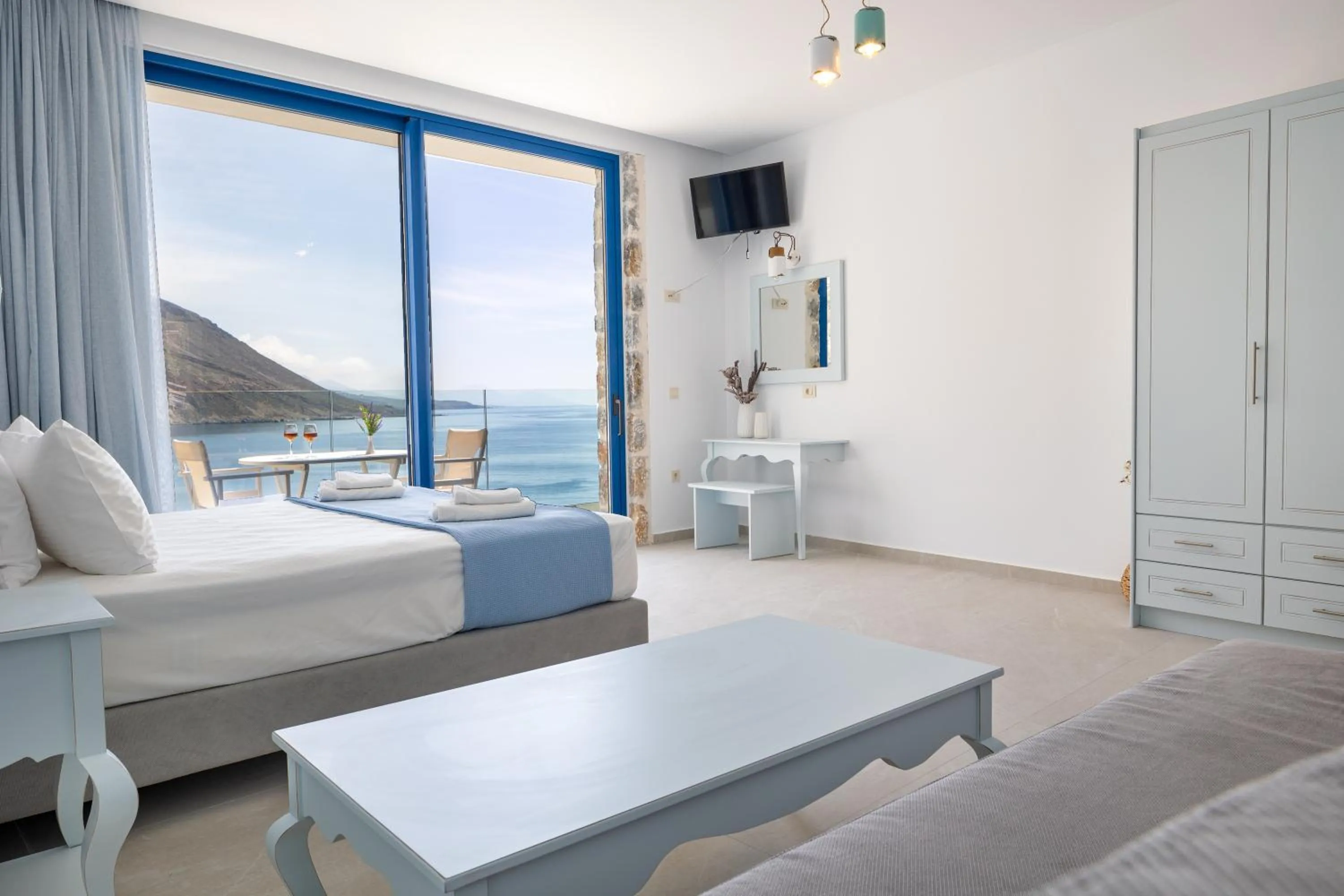 Bed in Molos Apartments