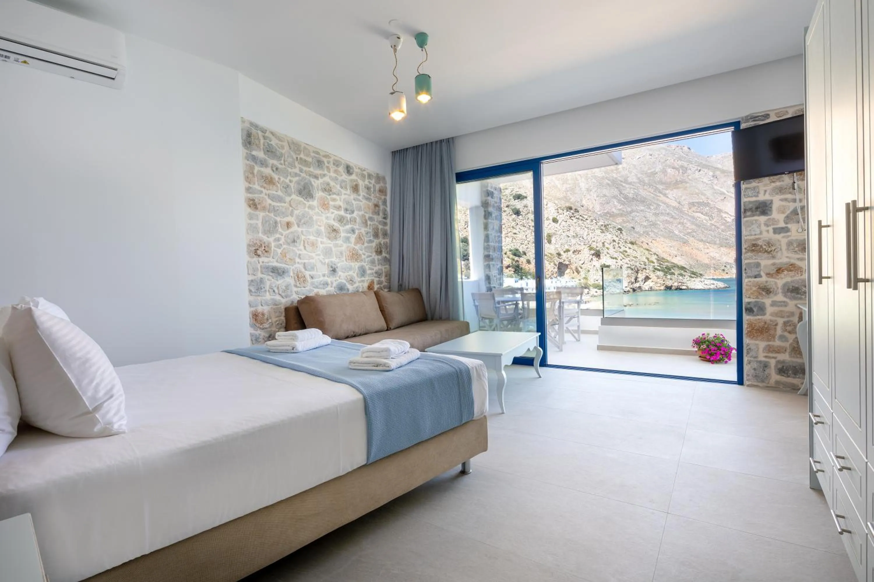 Bed in Molos Apartments