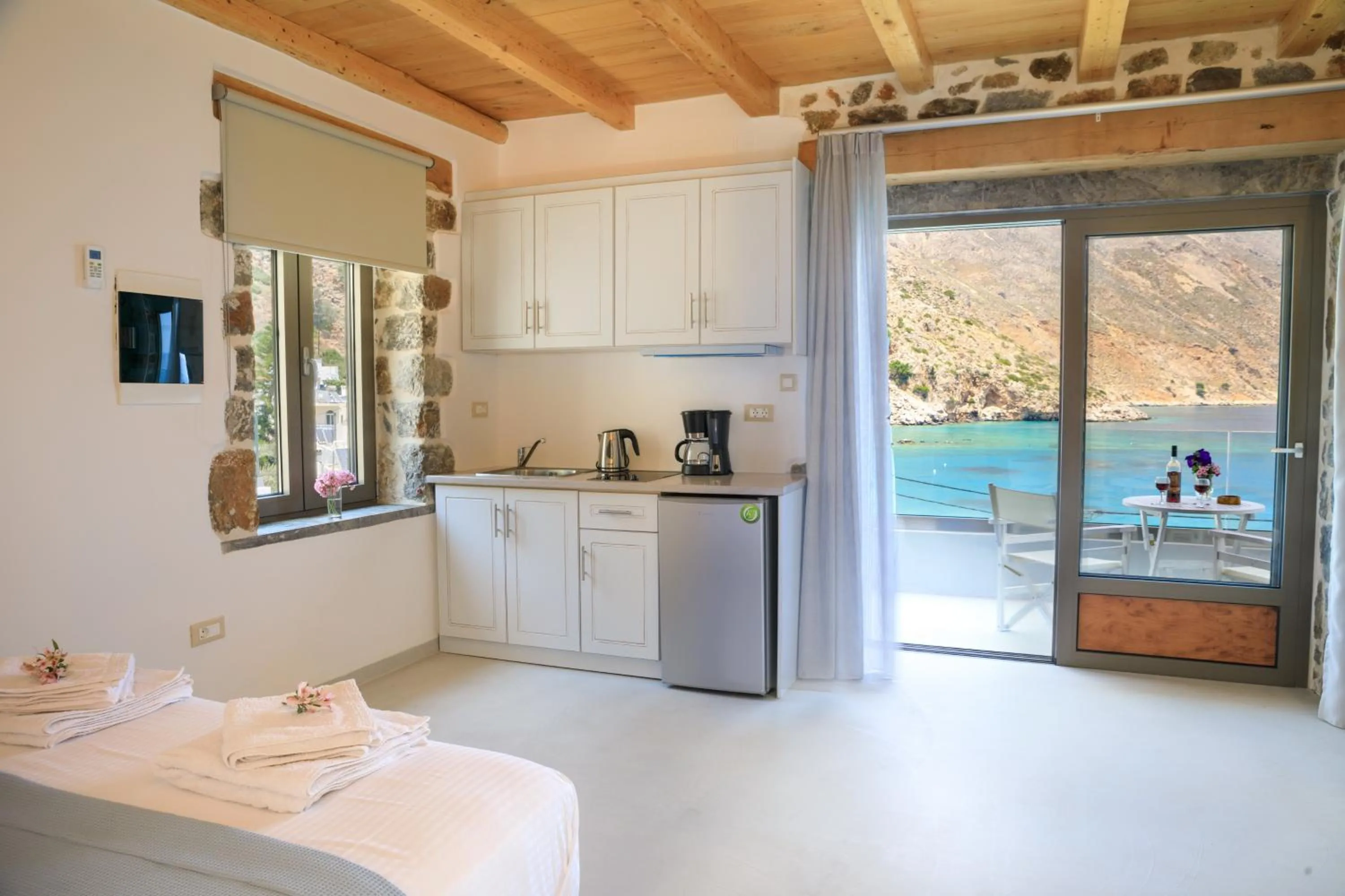 Balcony/Terrace in Molos Apartments