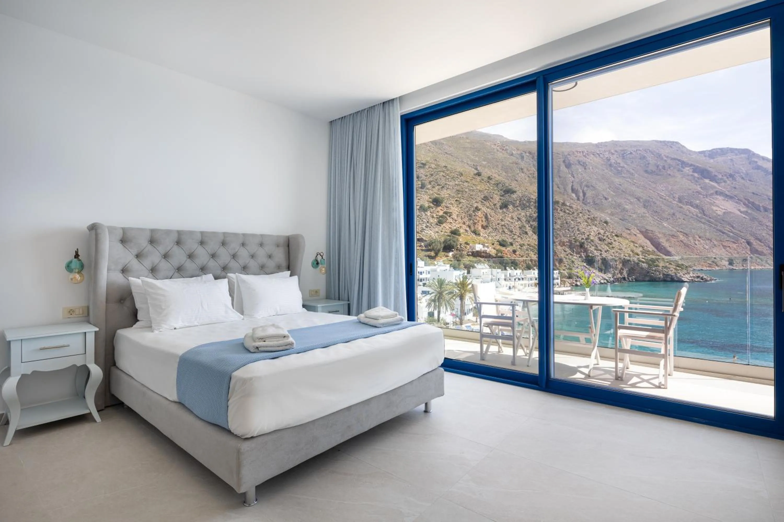 Bed in Molos Apartments