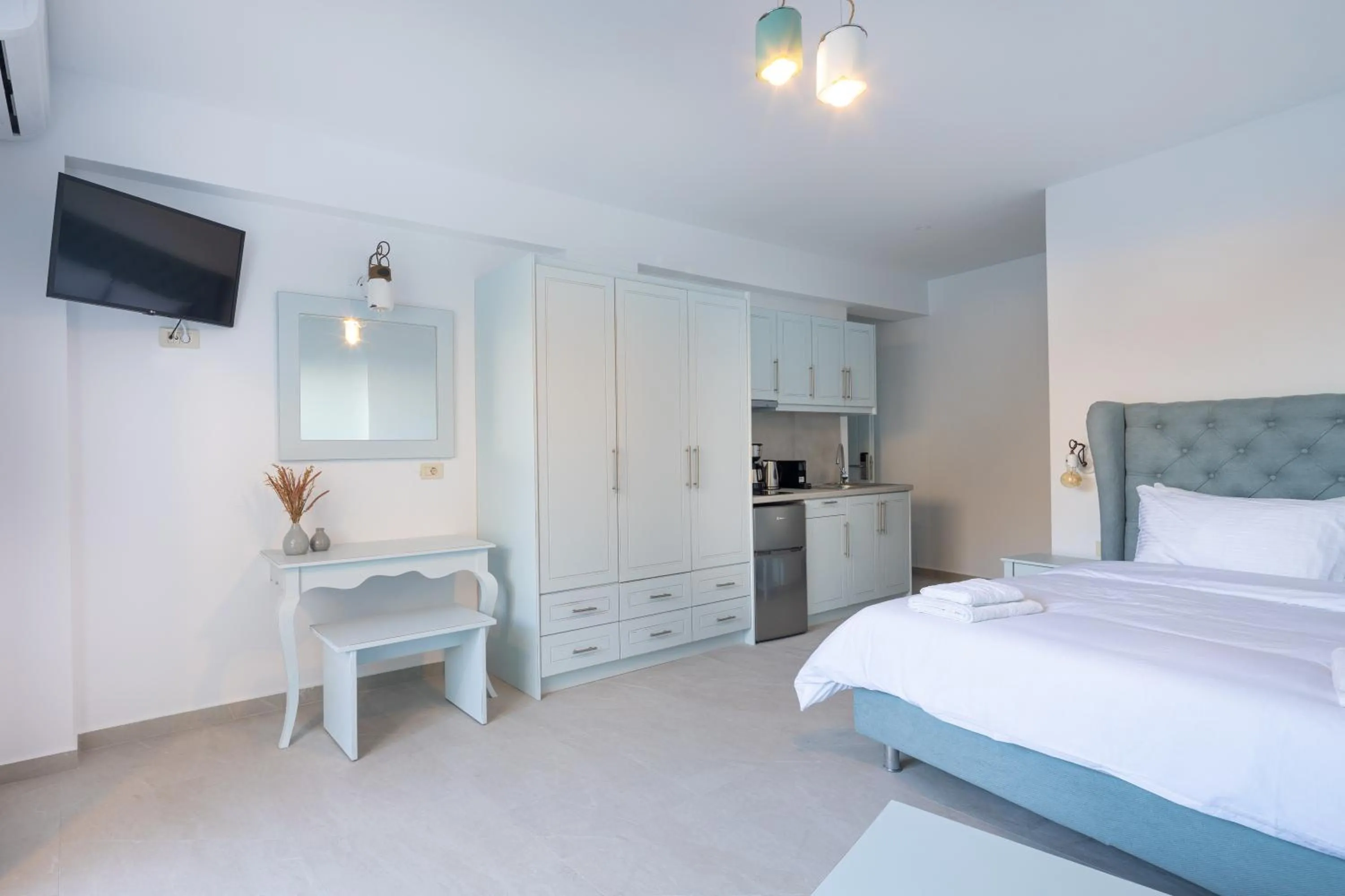 Bed in Molos Apartments