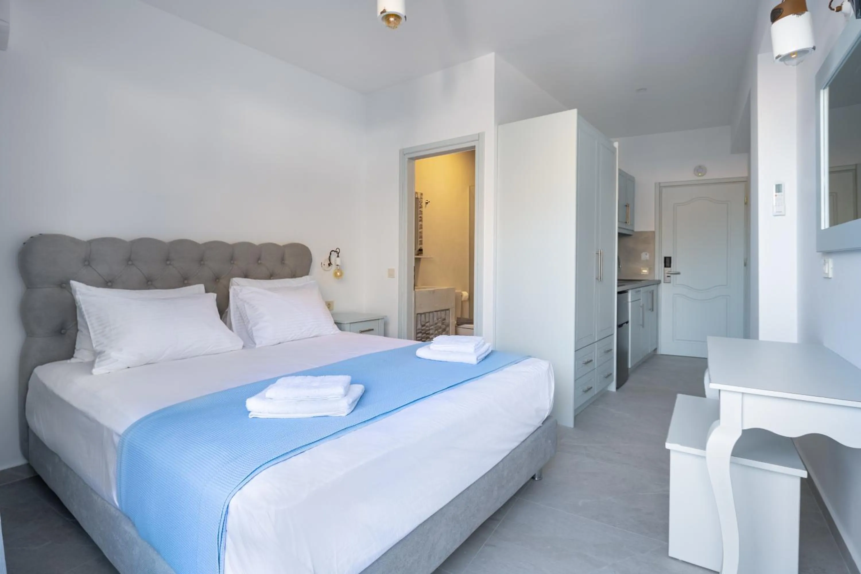 Bed in Molos Apartments