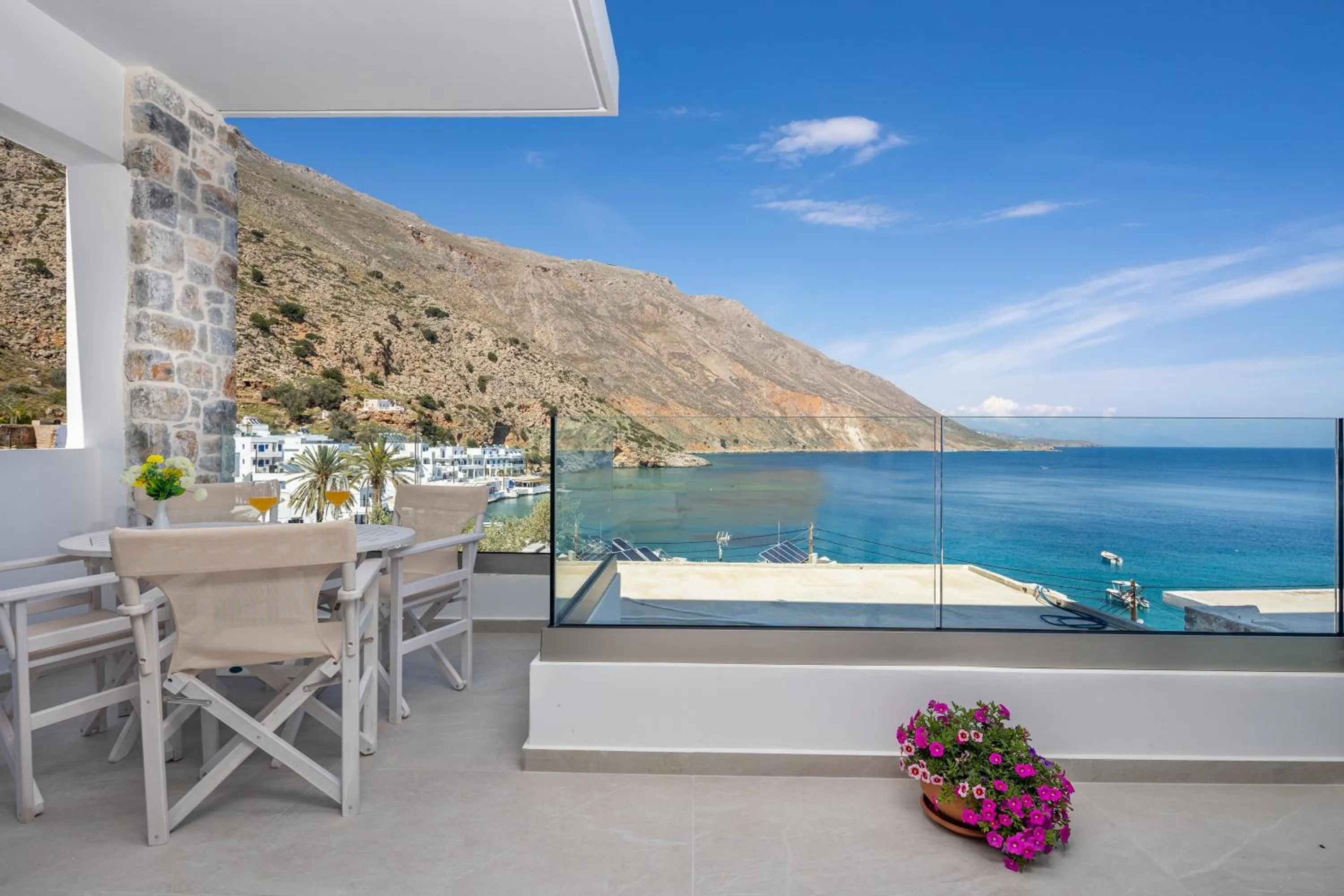 Natural landscape in Molos Apartments