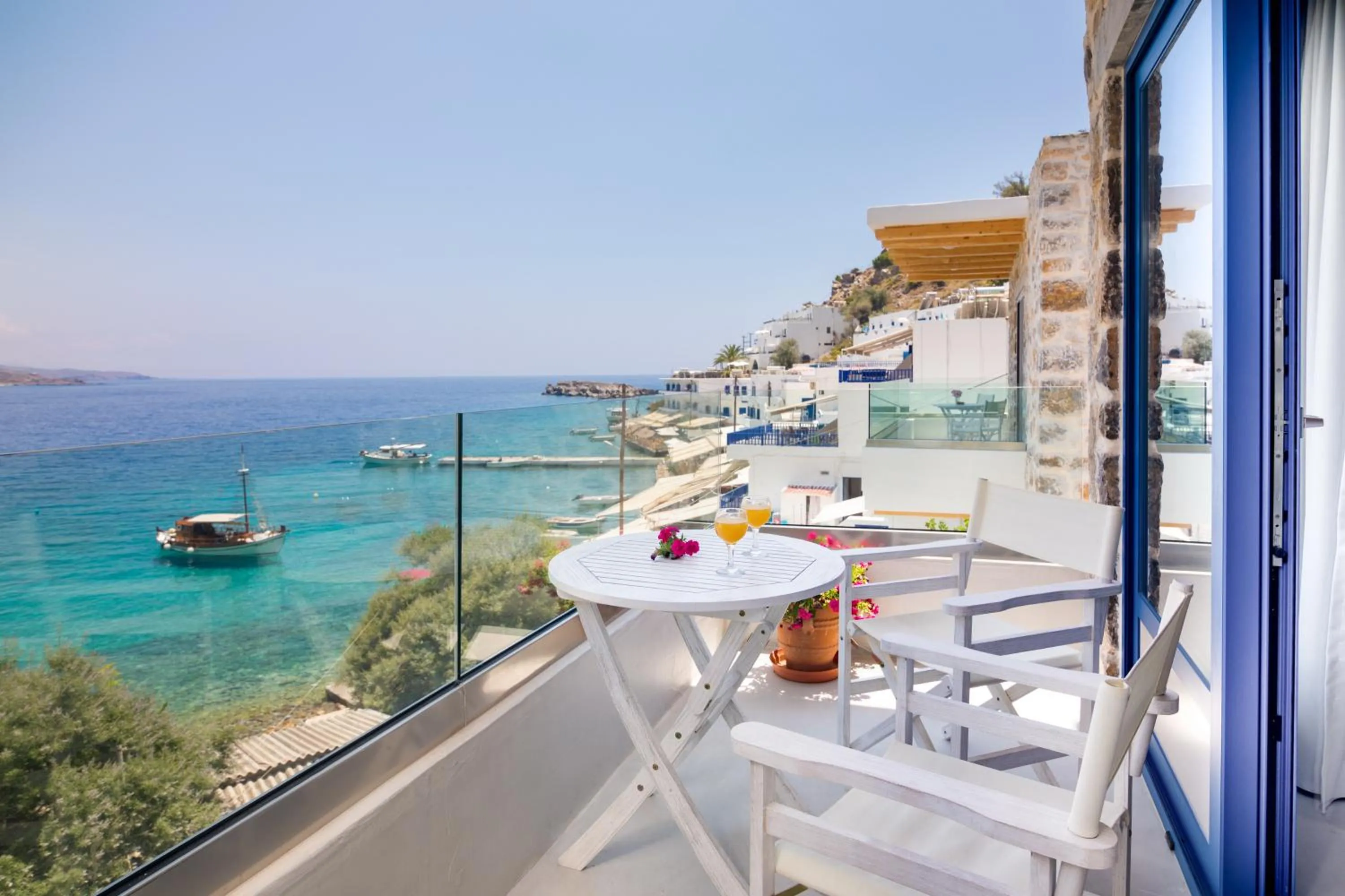 Balcony/Terrace in Molos Apartments