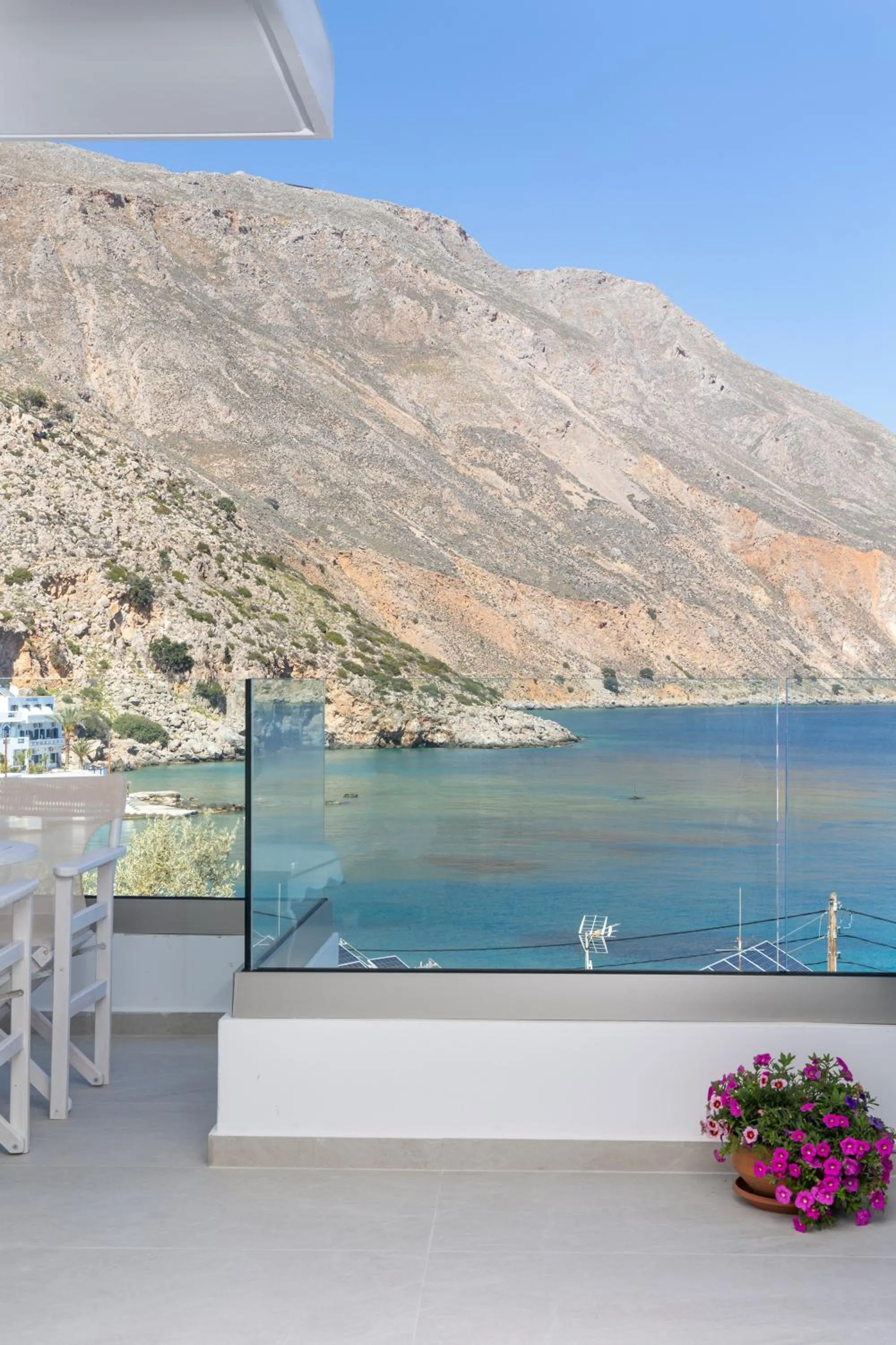 Natural landscape in Molos Apartments