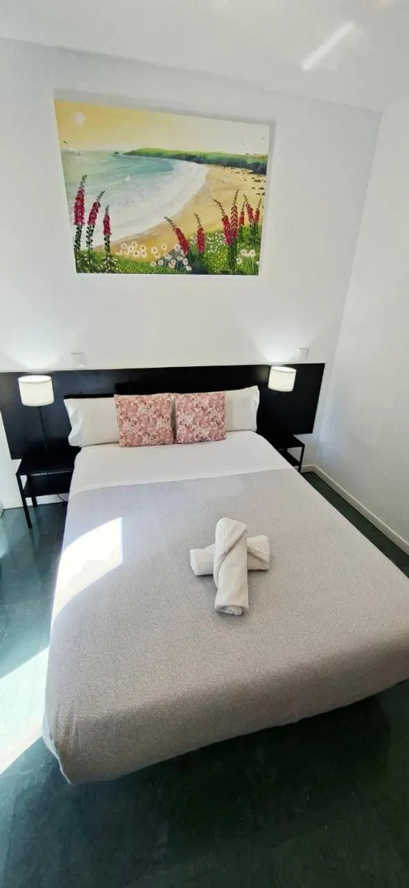Bed in AYZ Javier Cabrini - Auto check-in property