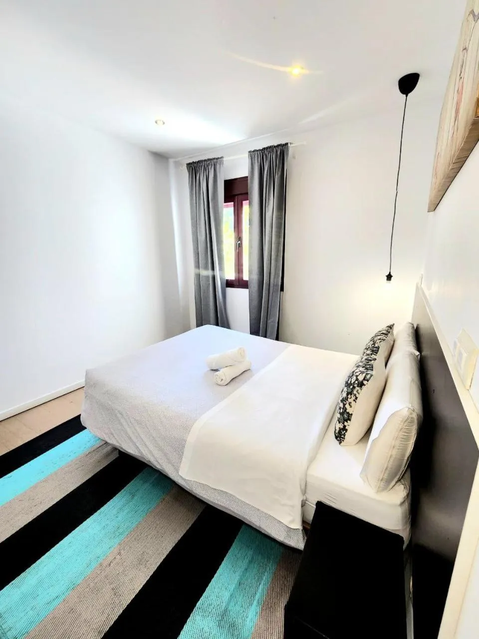 Bed in AYZ Javier Cabrini - Auto check-in property