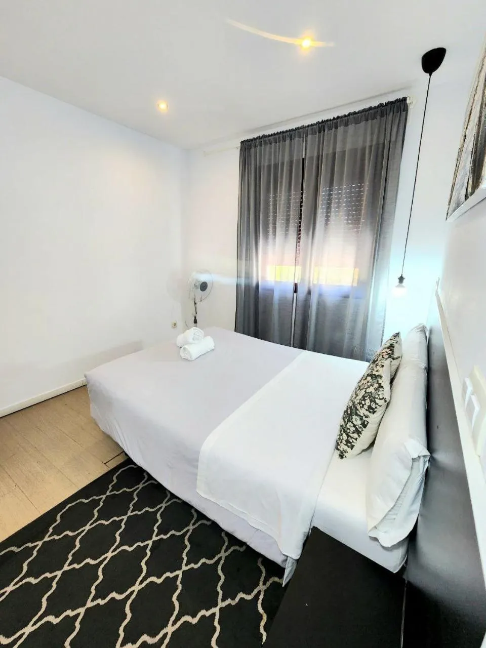 Bed in AYZ Javier Cabrini - Auto check-in property