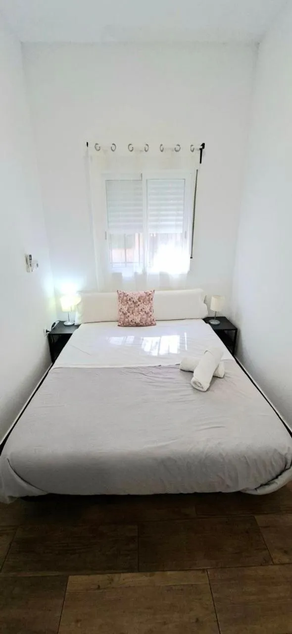 Bed in AYZ Javier Cabrini - Auto check-in property