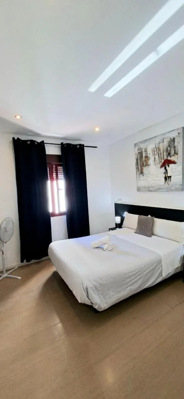 Bed in AYZ Javier Cabrini - Auto check-in property