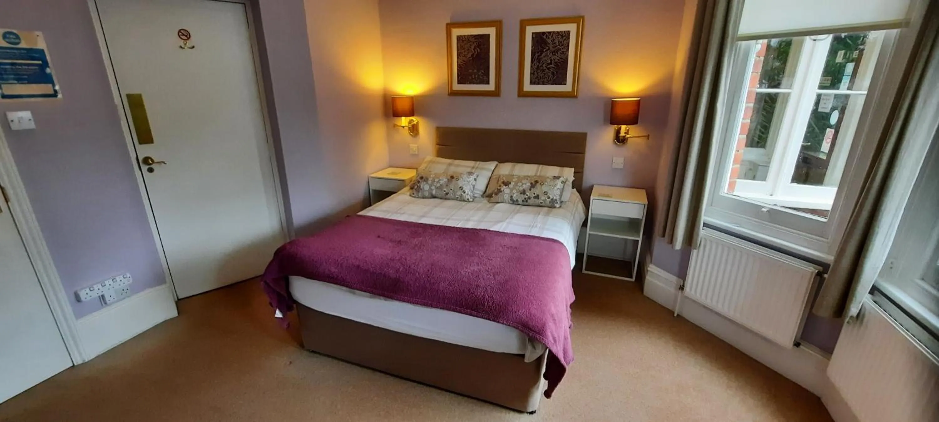 Bed in Colebrook Guest House