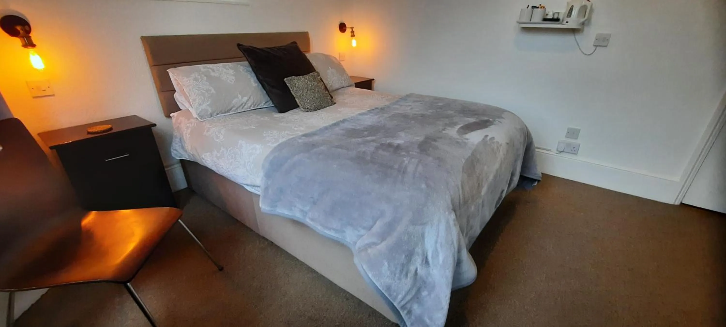 Bed in Colebrook Guest House