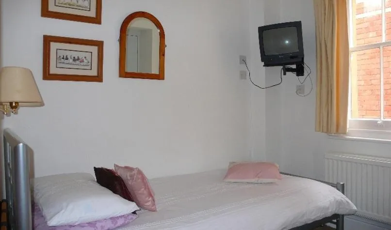 Bed in Colebrook Guest House