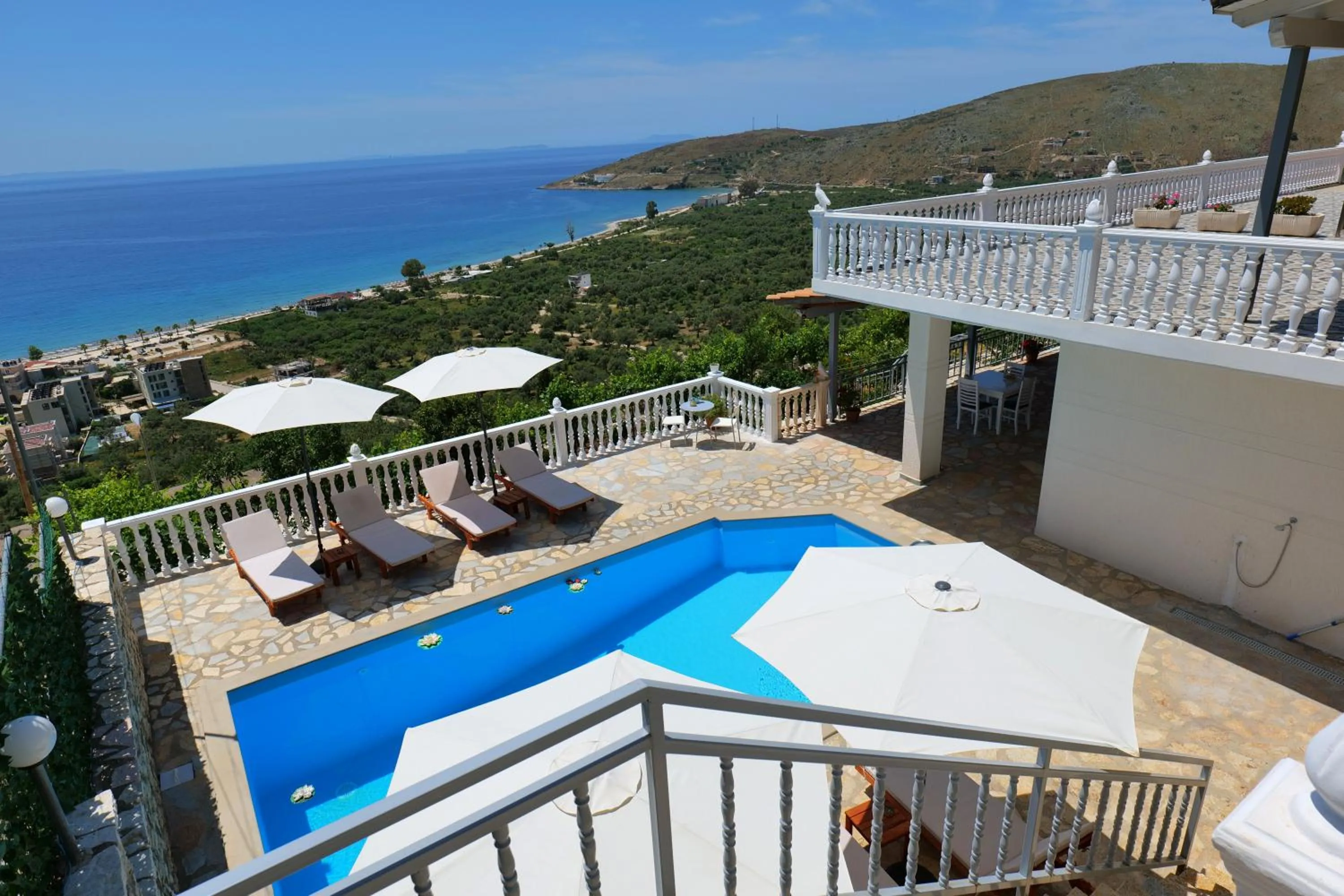 Sunset villas