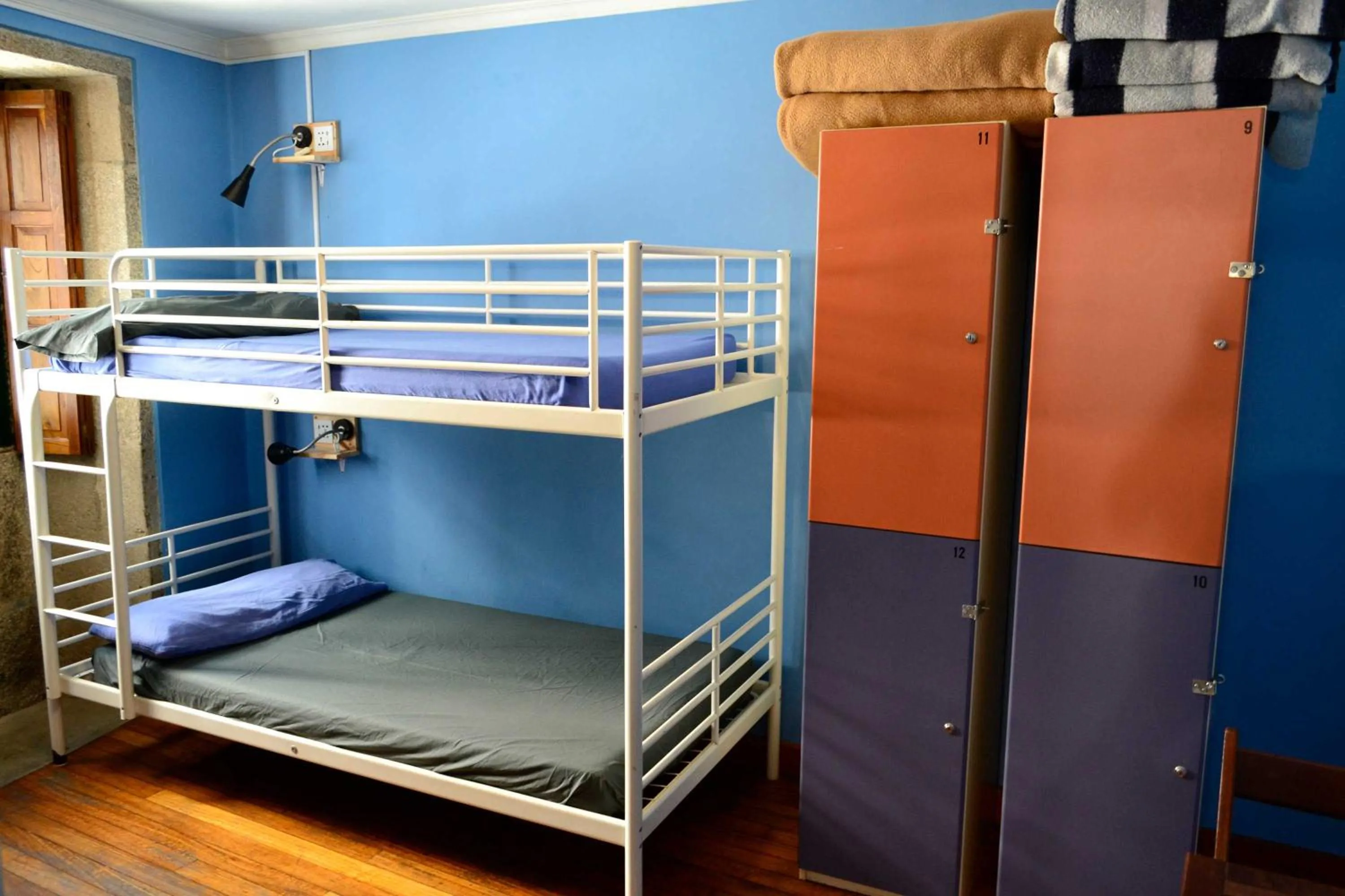bunk bed, Bed in Albergue O Fogar de Teodomiro