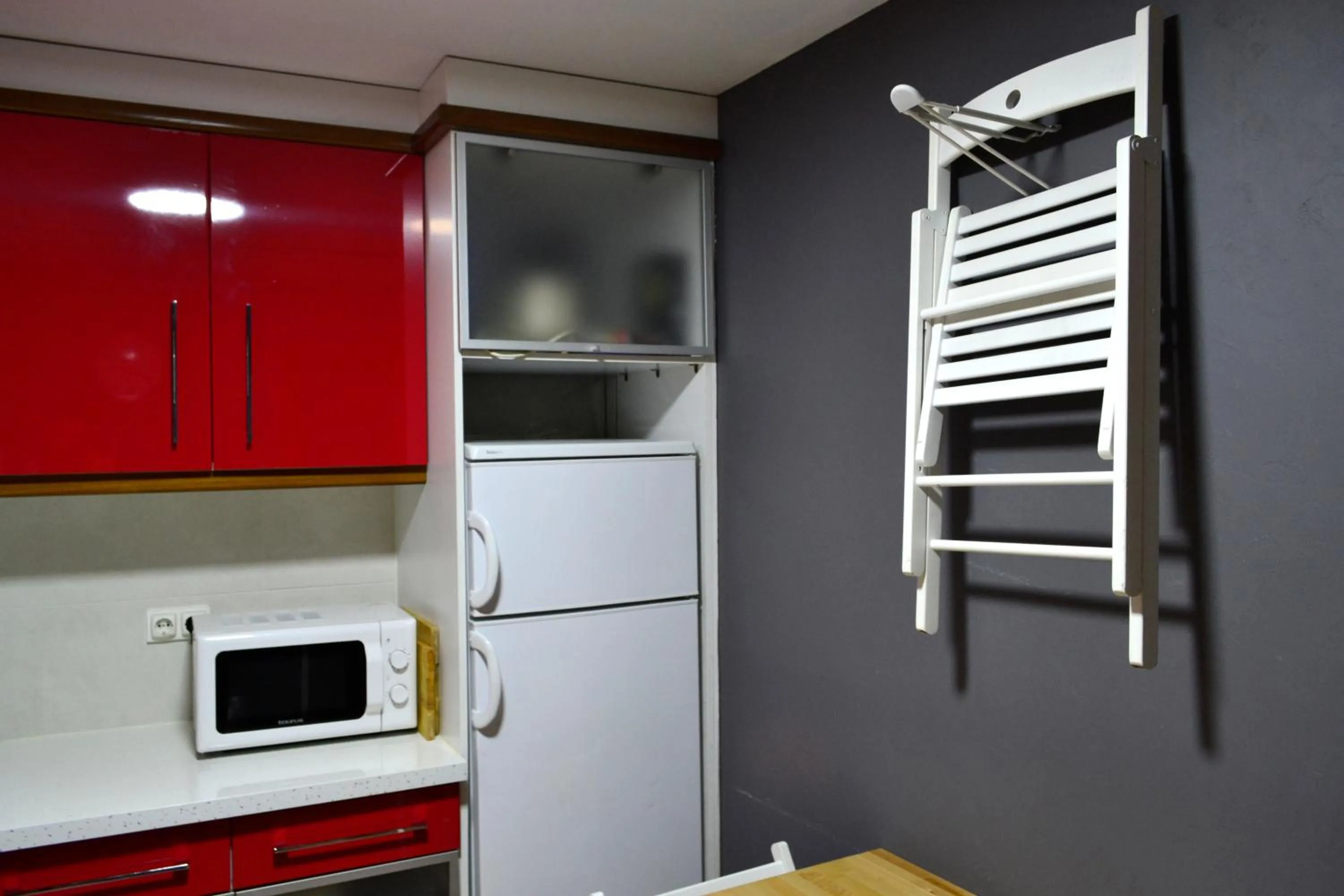 Communal kitchen in Albergue O Fogar de Teodomiro