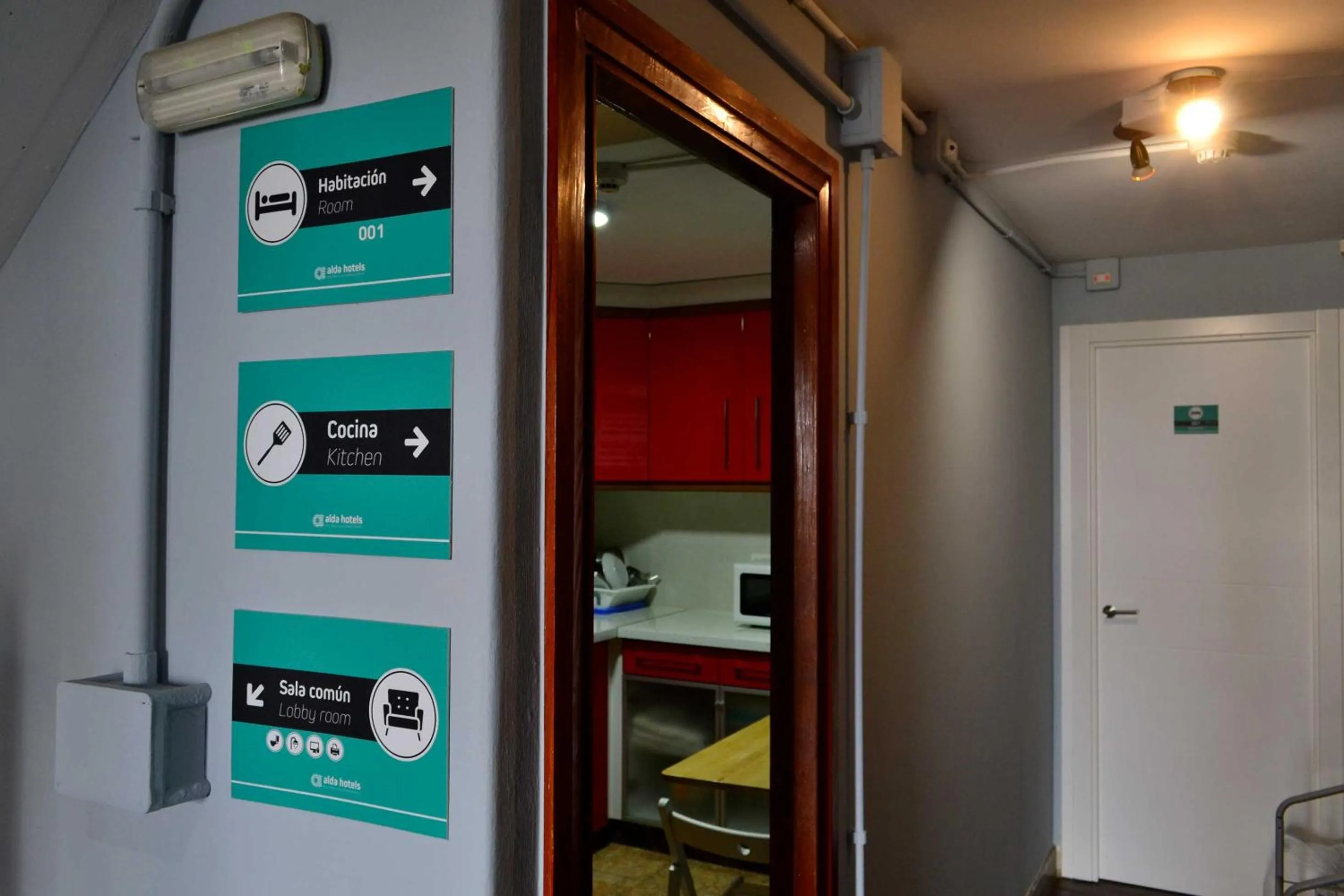 Property logo or sign in Albergue O Fogar de Teodomiro