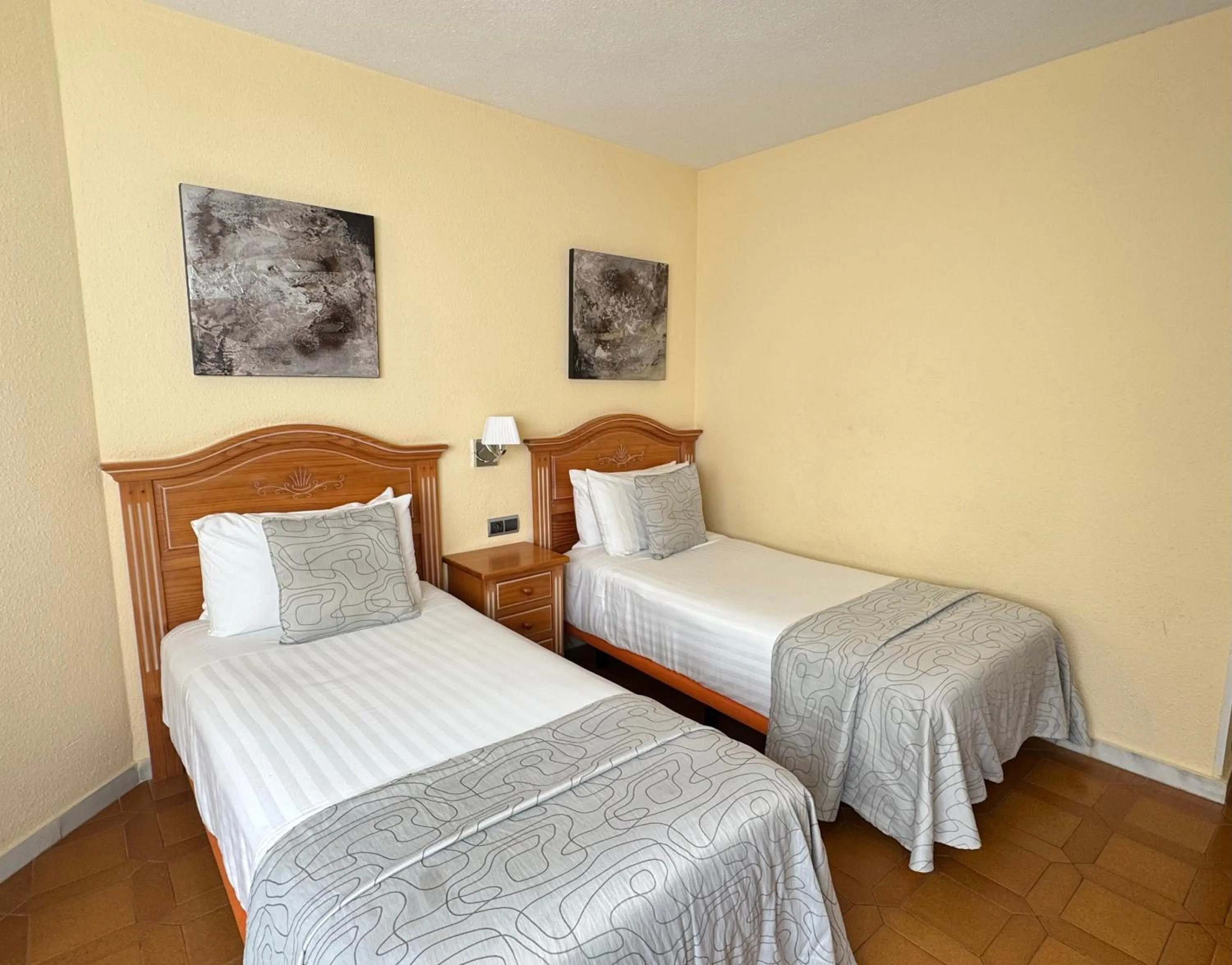 Bedroom, Bed in Macdonald Leila Playa Resort