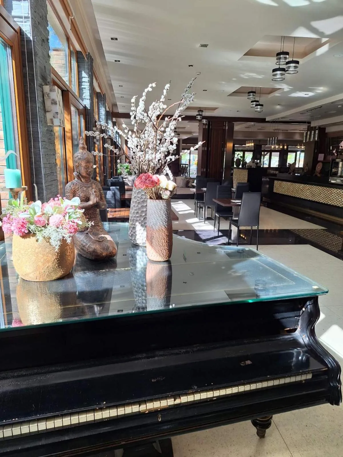 Lounge or bar in Duna Garden Hotel