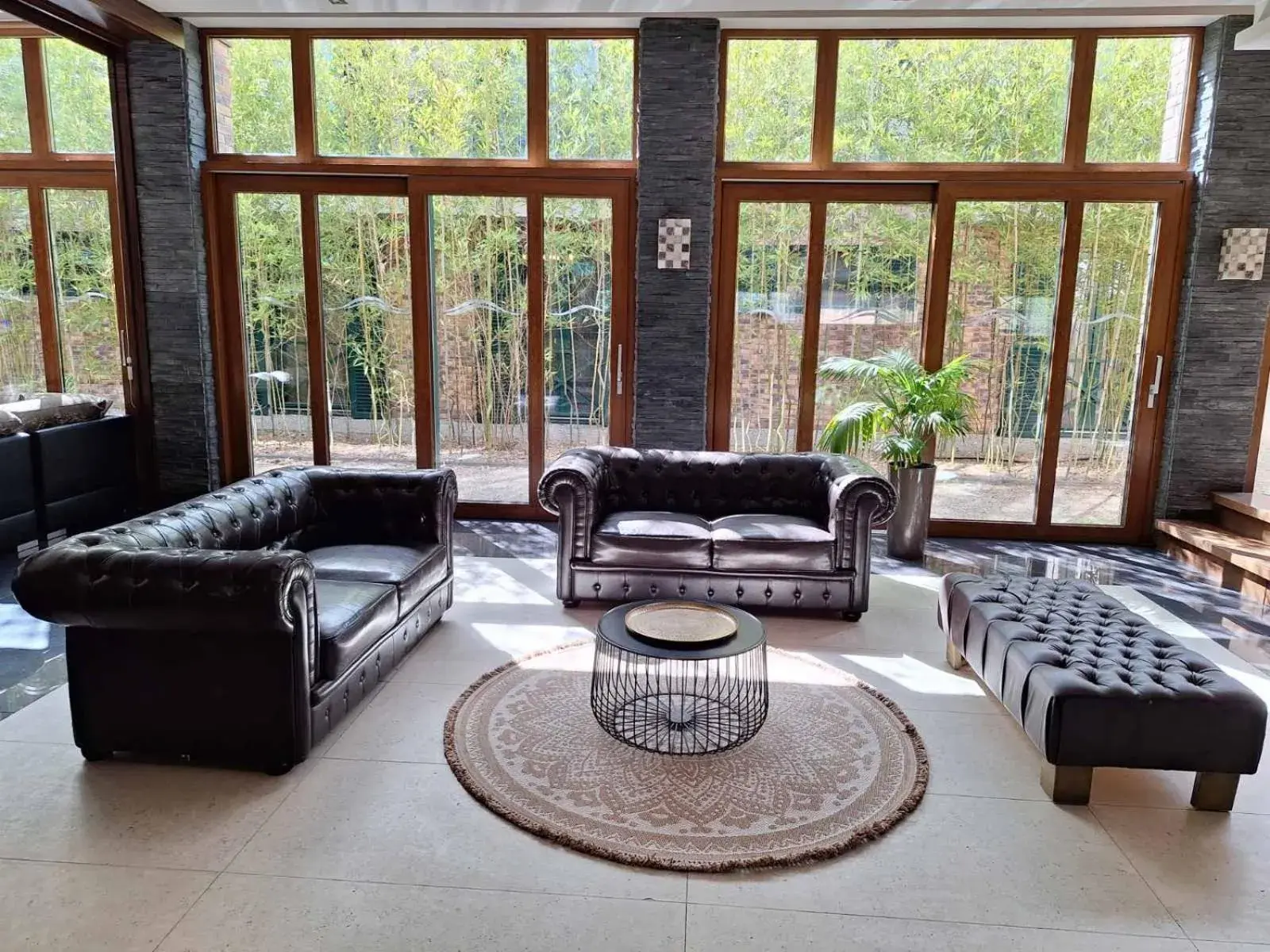 Property building in Duna Garden Hotel Property building in Duna Garden Hotel