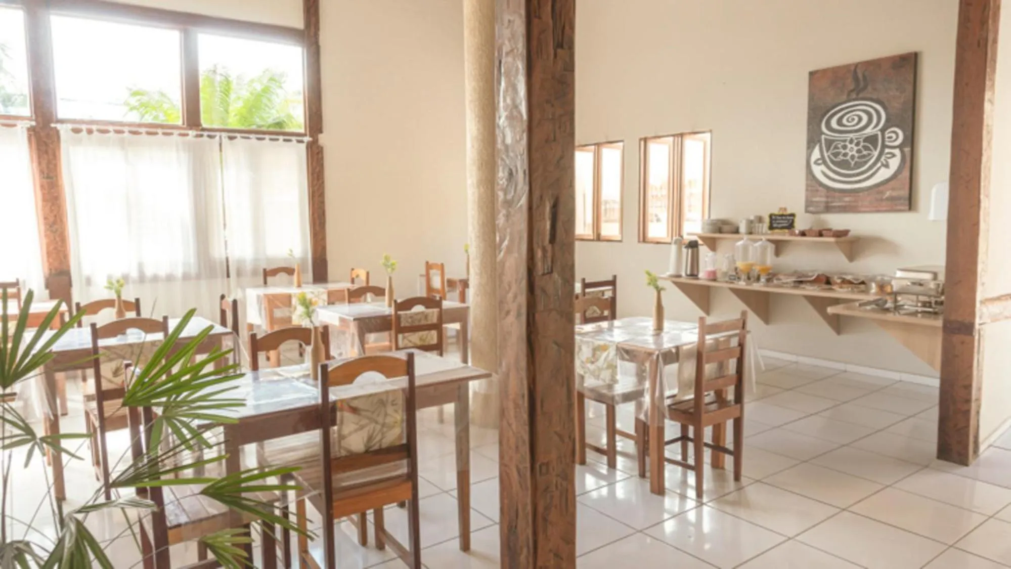 Restaurant/places to eat in Pousada Porto Da Barra