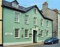 Facade/entrance in Bishopsgate House Hotel Facade/entrance in Bishopsgate House Hotel