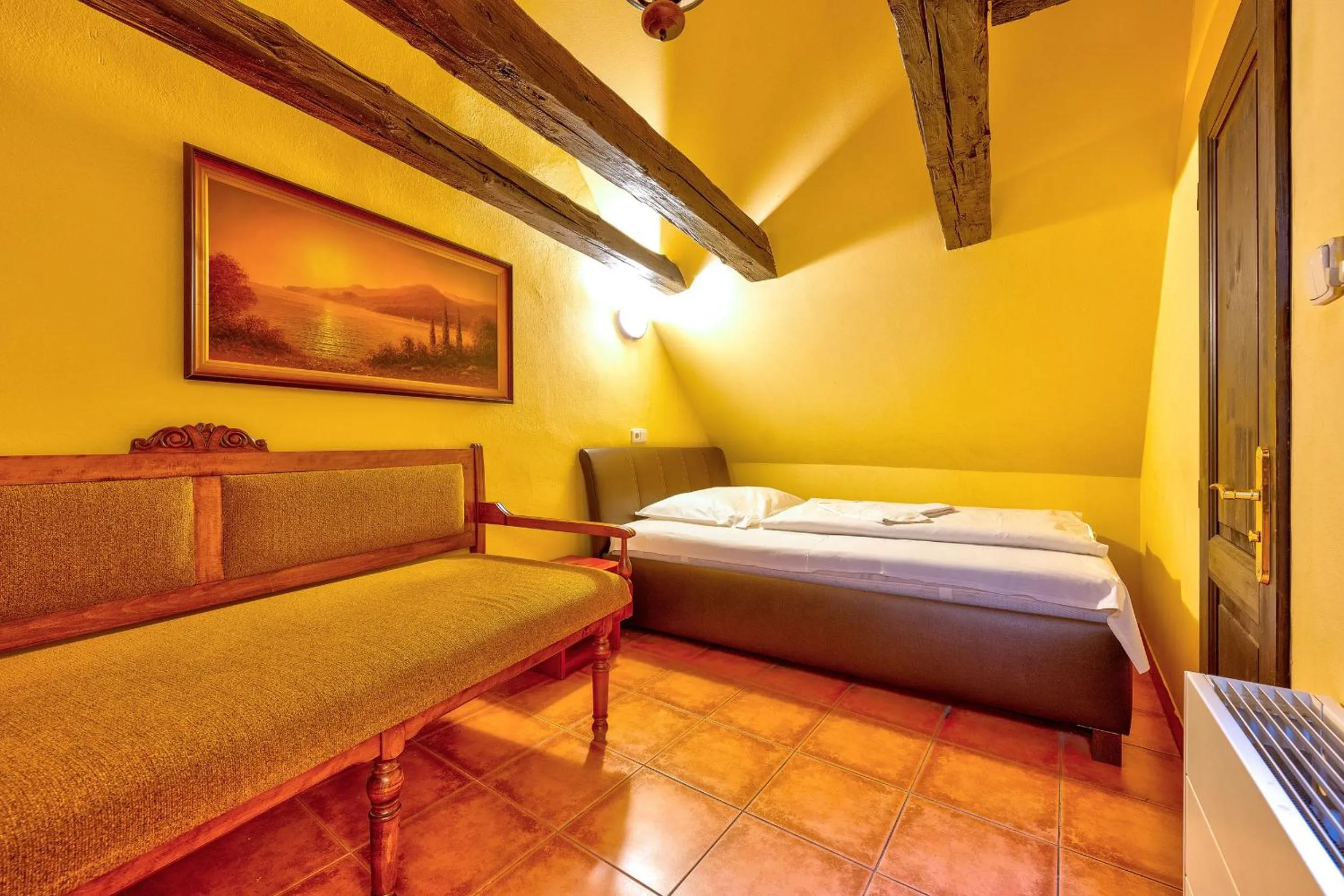 Bed in Betlem Club Hotel