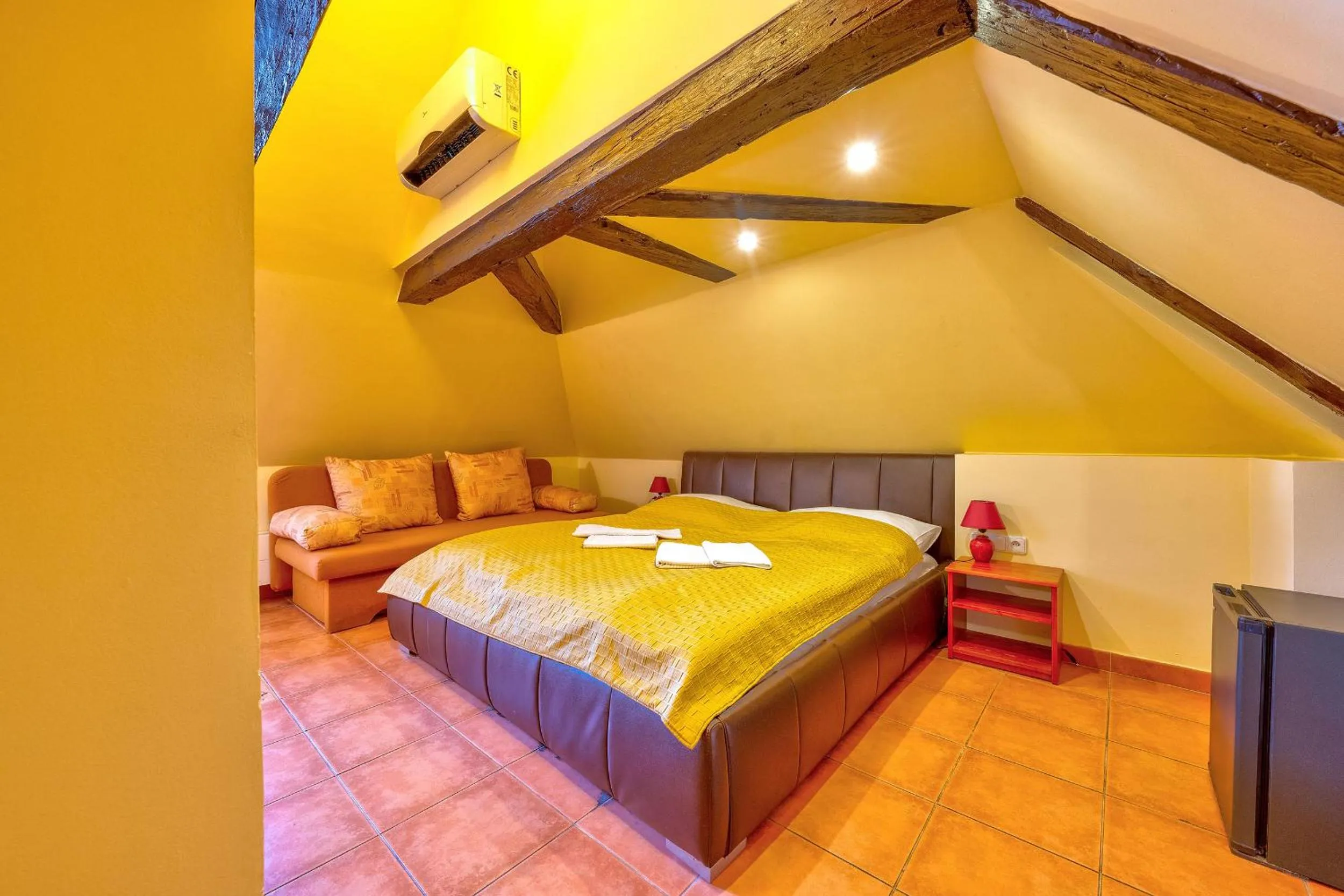 Bed in Betlem Club Hotel