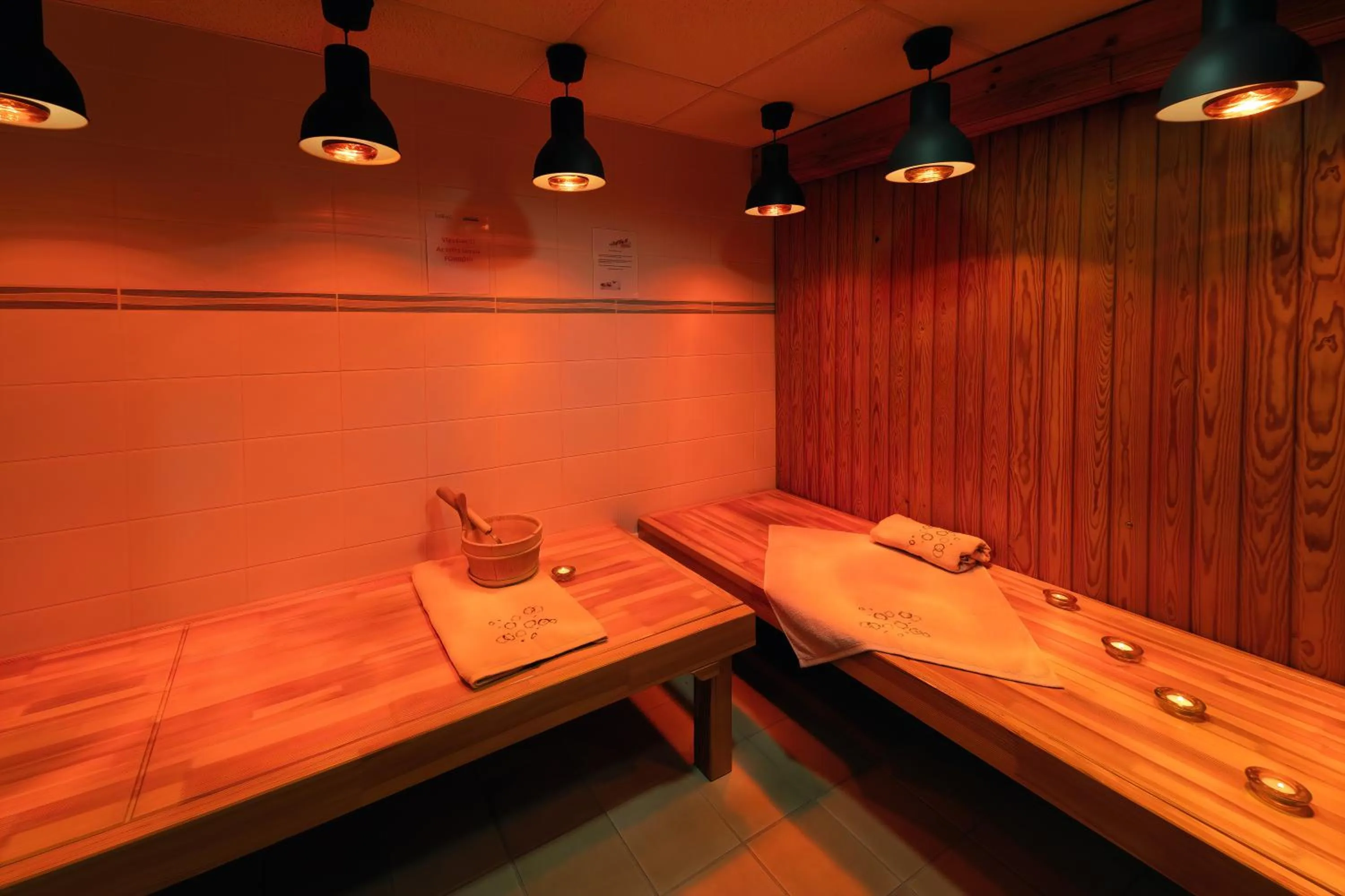 Spa and wellness centre/facilities in Napfény Hotel