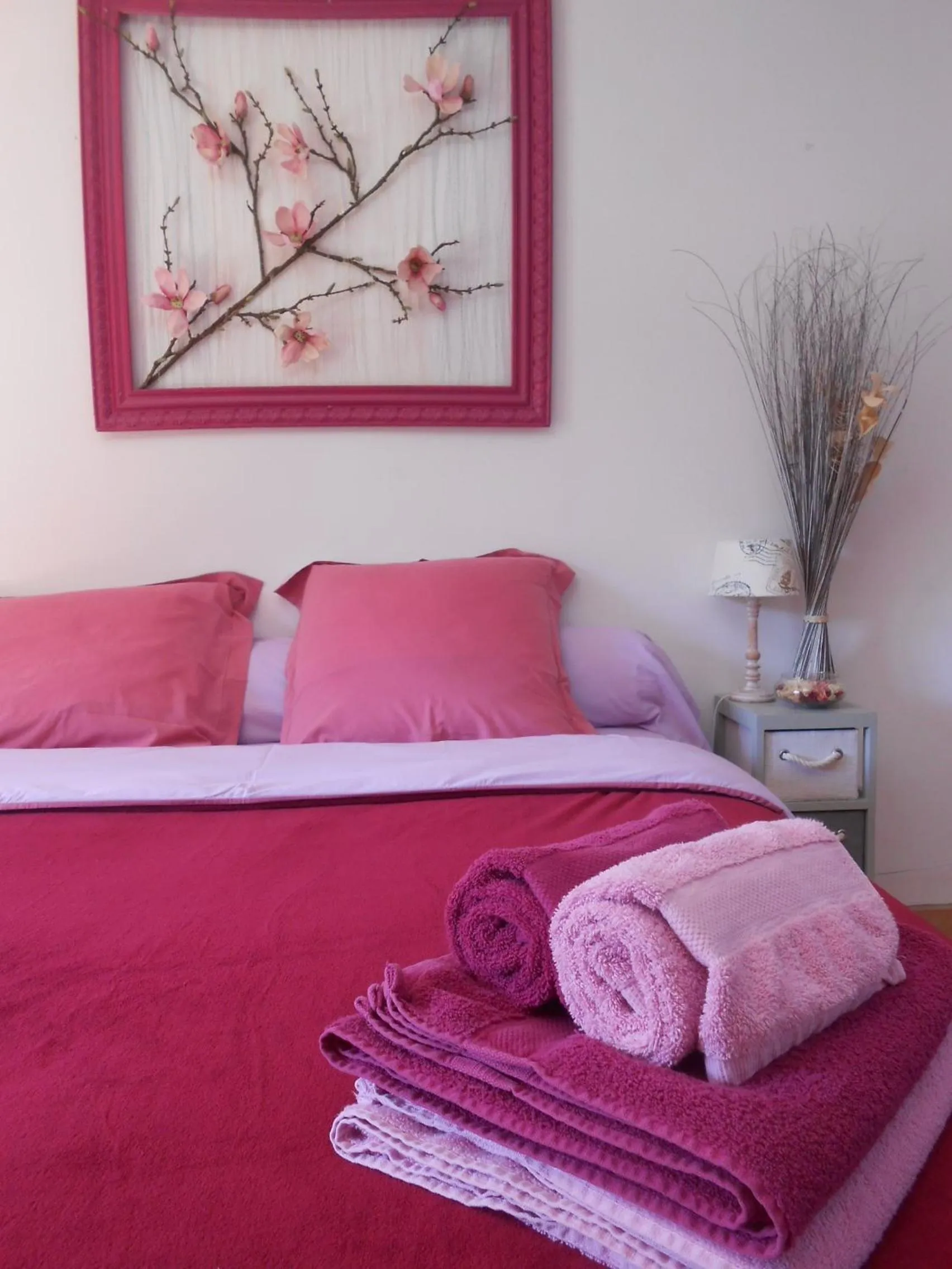 Bedroom, Bed in Le Jardin des Gorges