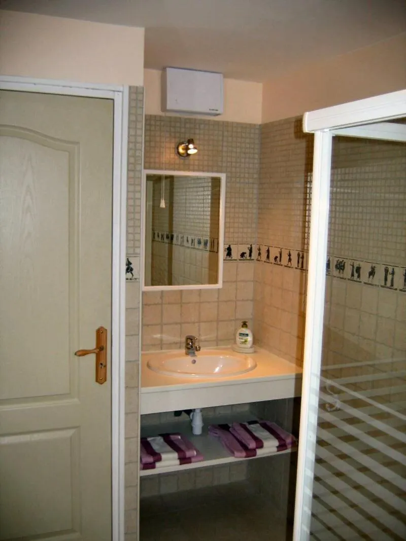 Bathroom in Le Jardin des Gorges