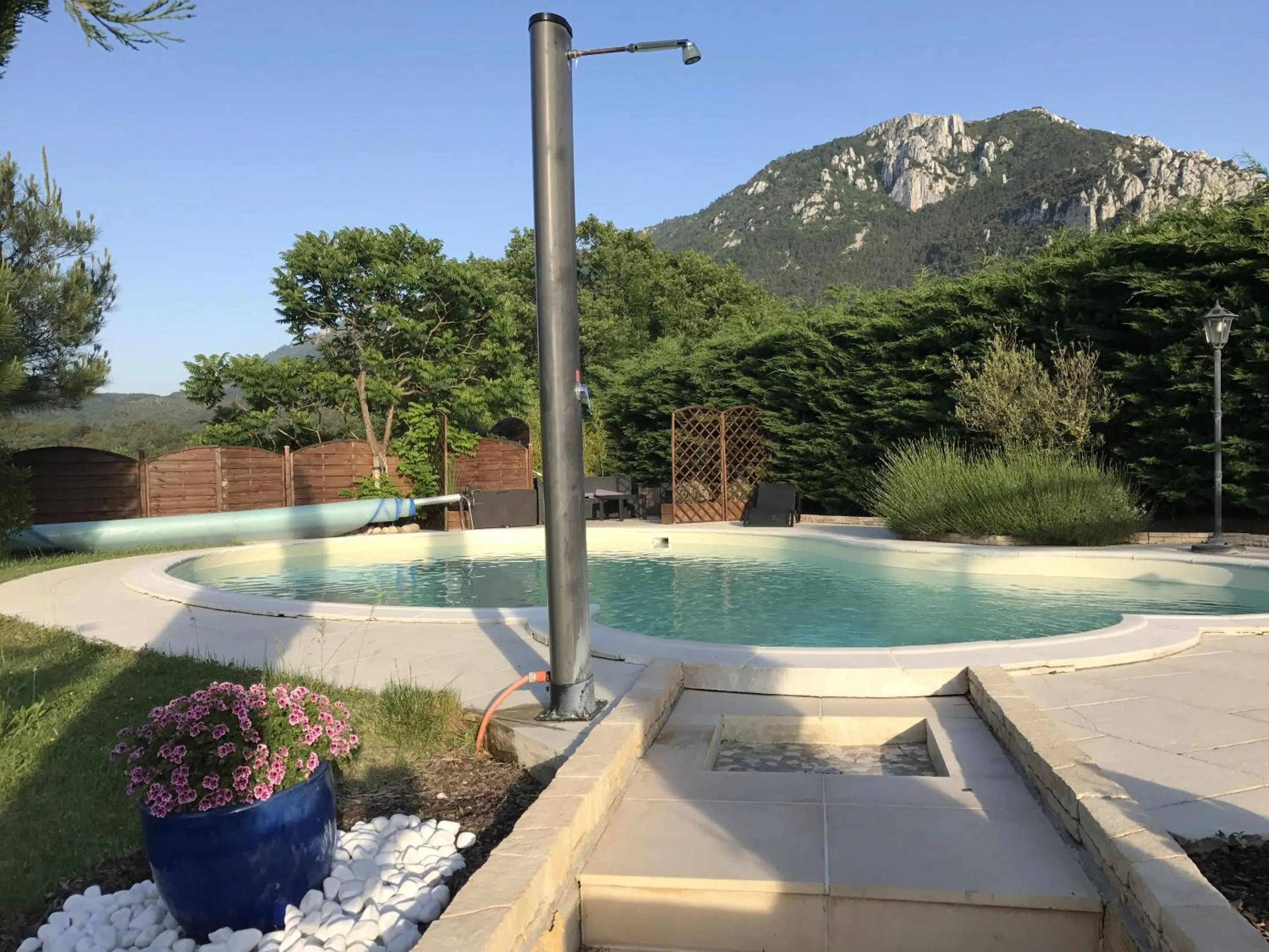 Pool view in Le Jardin des Gorges