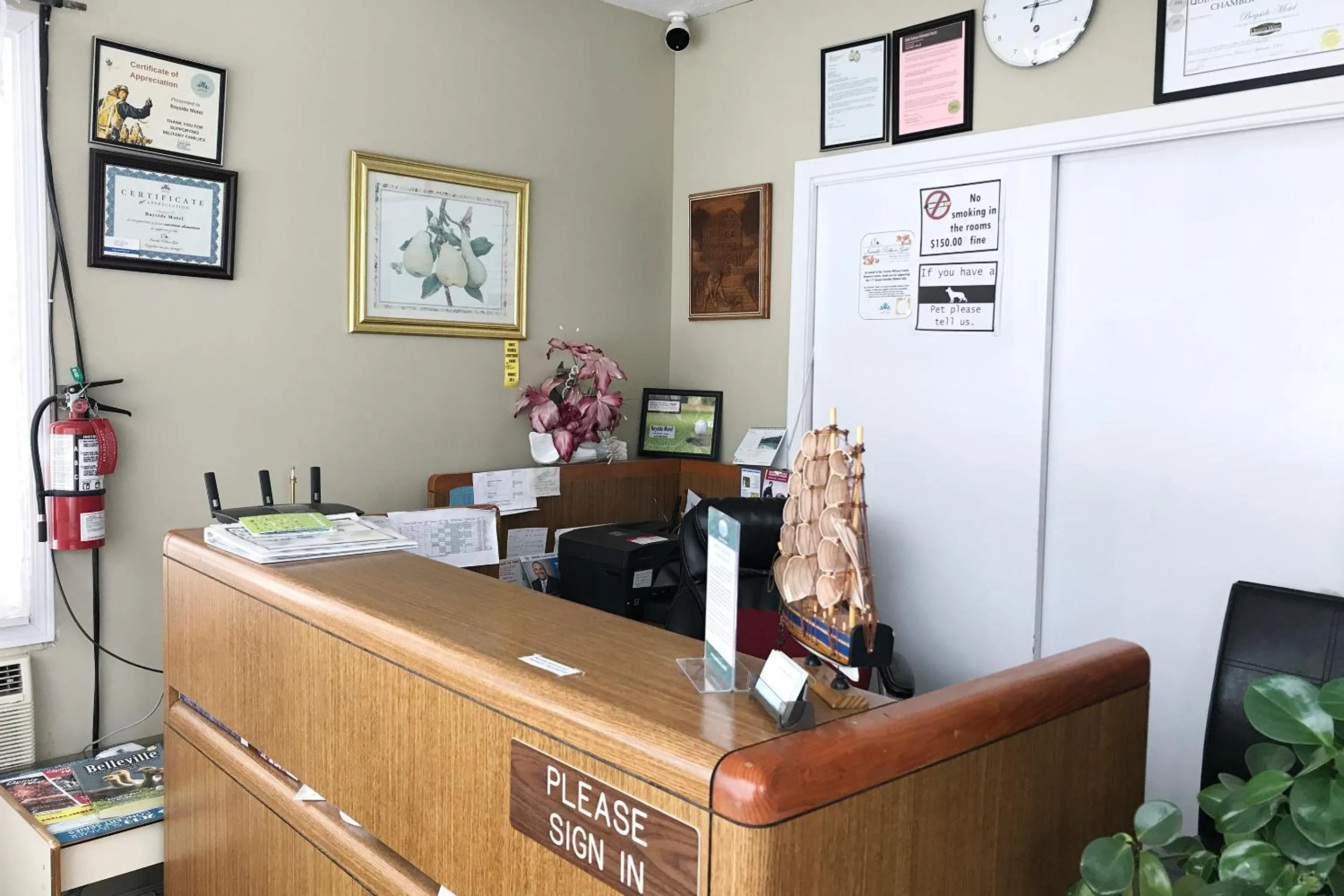 Lobby or reception in Bayside Motel Trenton