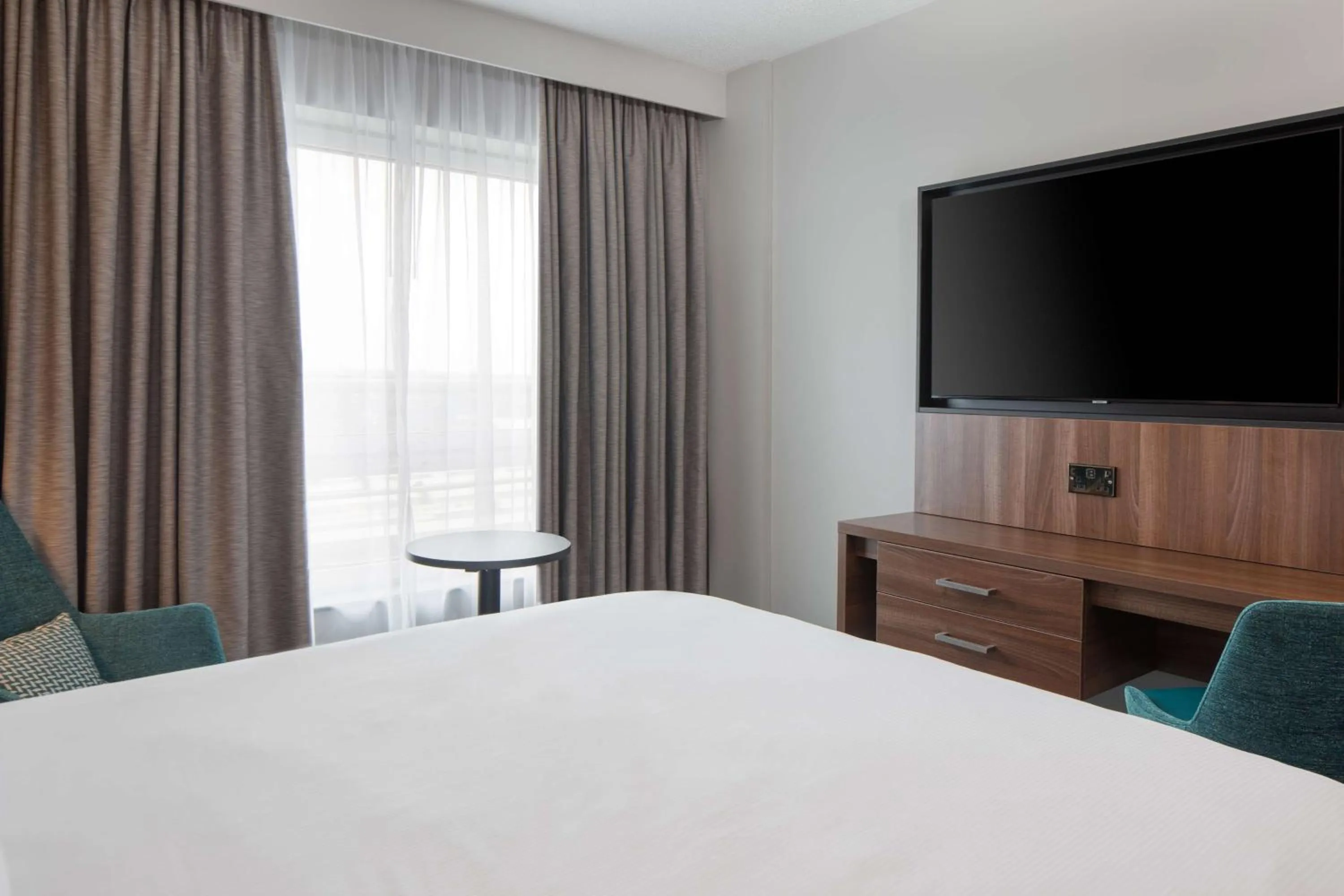 Bed in DoubleTree by Hilton London Chelsea