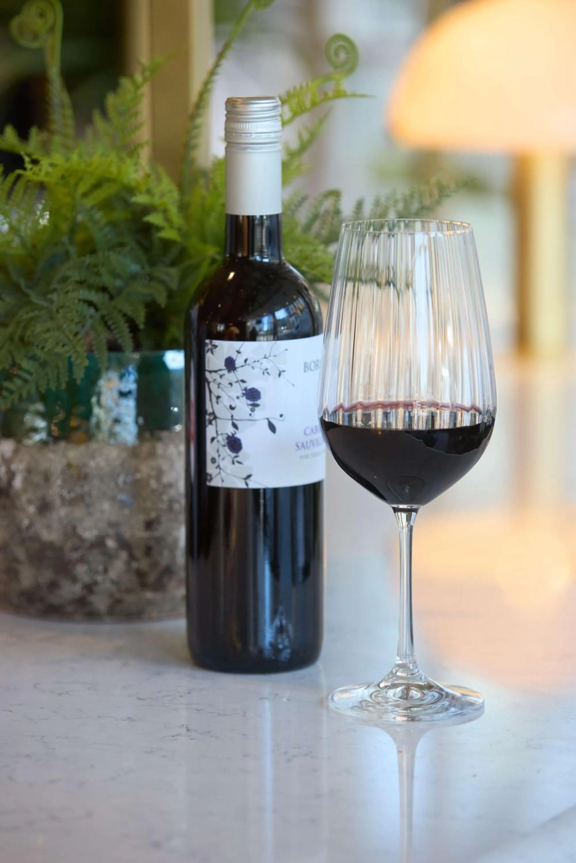 Lounge or bar in DoubleTree by Hilton London Chelsea