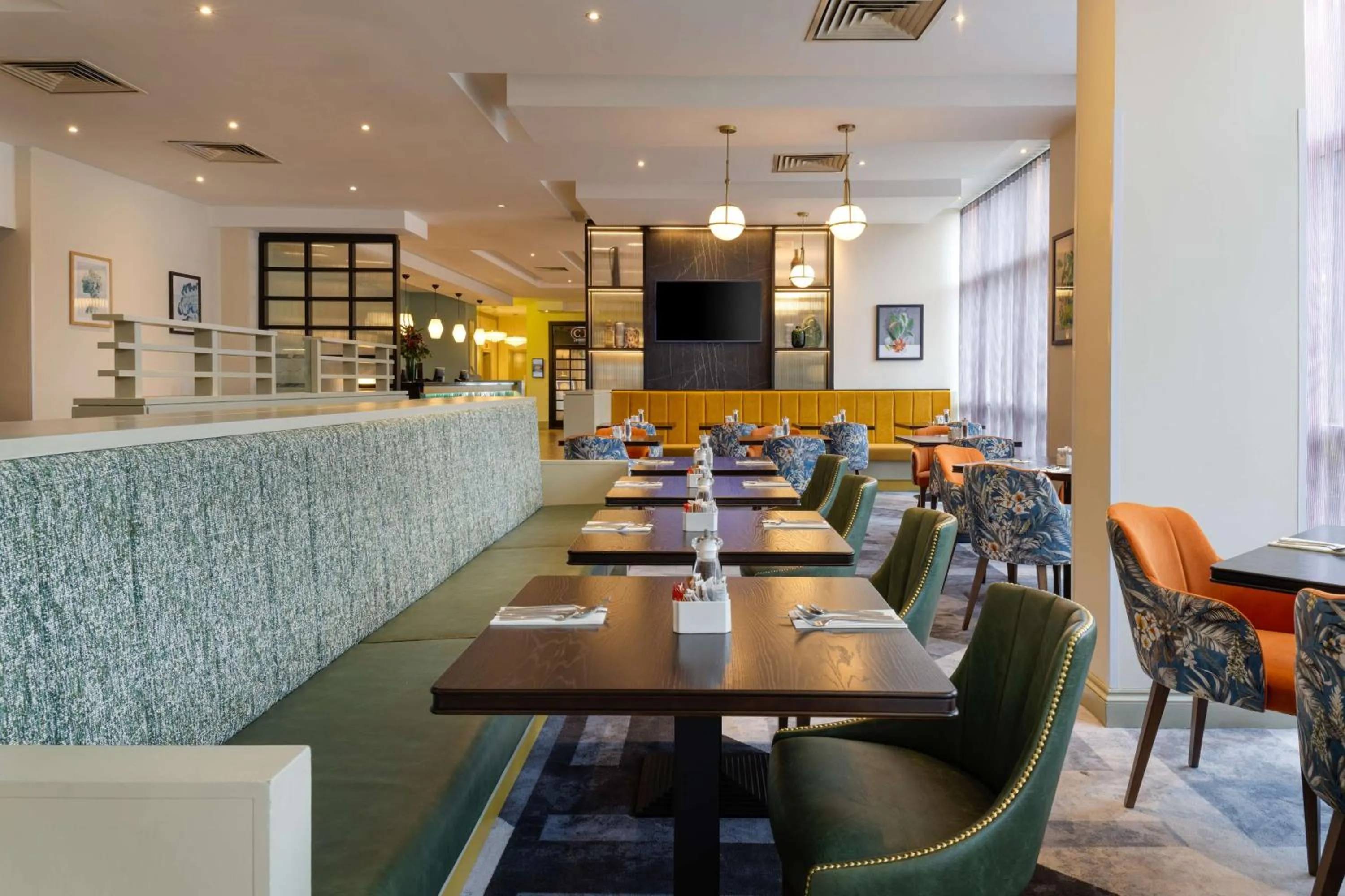 Restaurant/places to eat in DoubleTree by Hilton London Chelsea