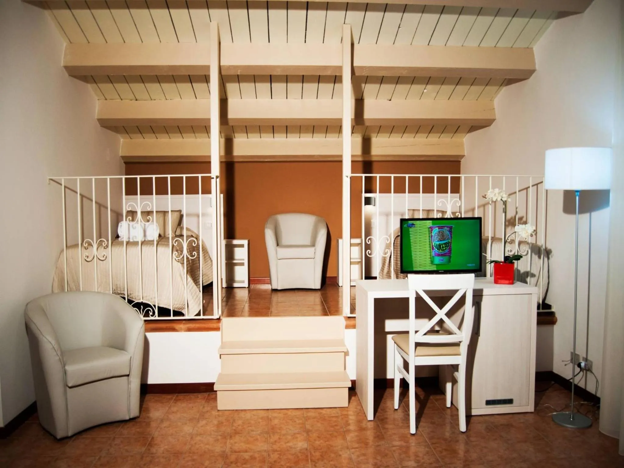 Photo of the whole room in Torre di Renda