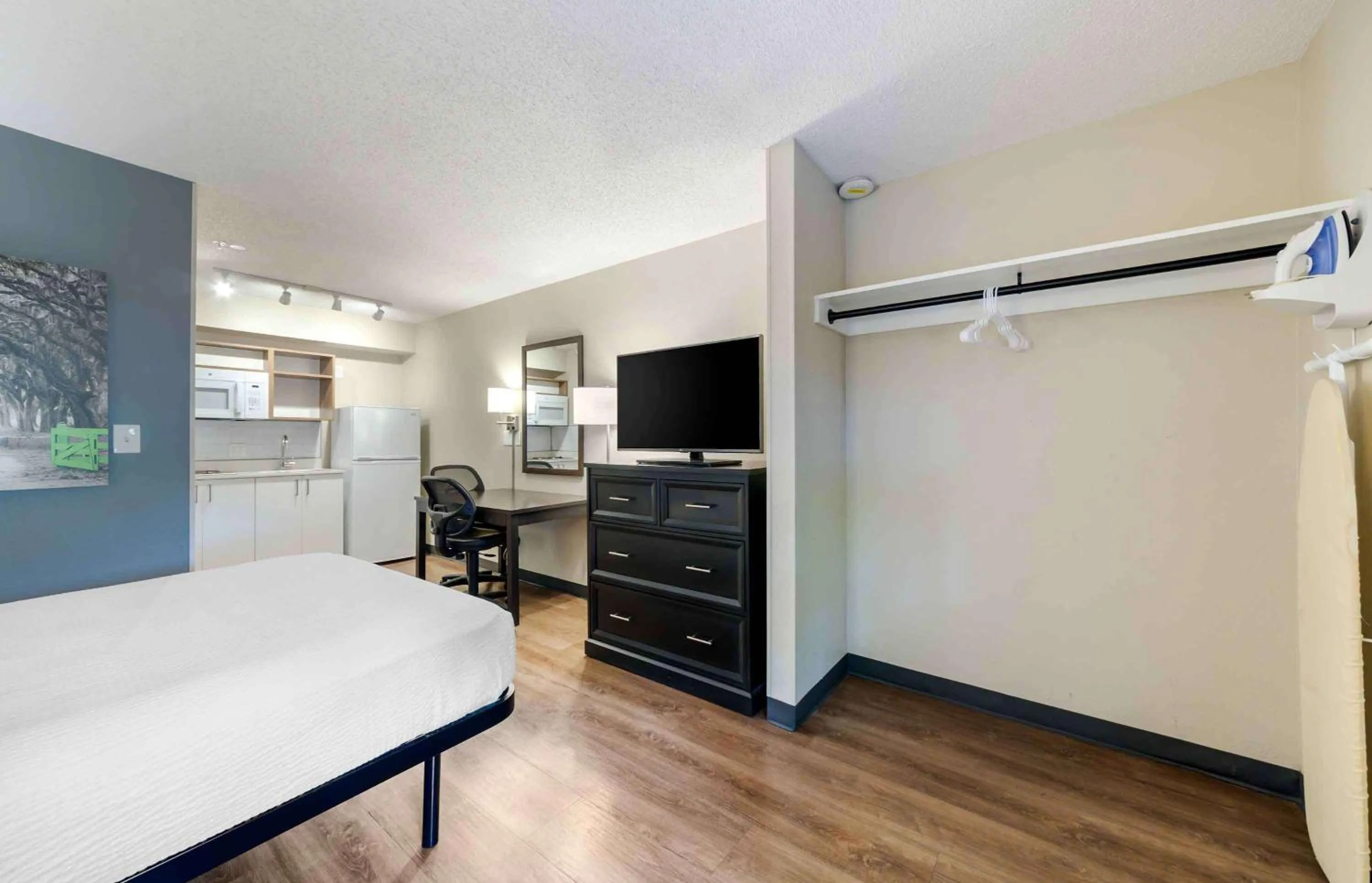 Bedroom, Bed in Extended Stay America Suites - Miami - Airport - Doral