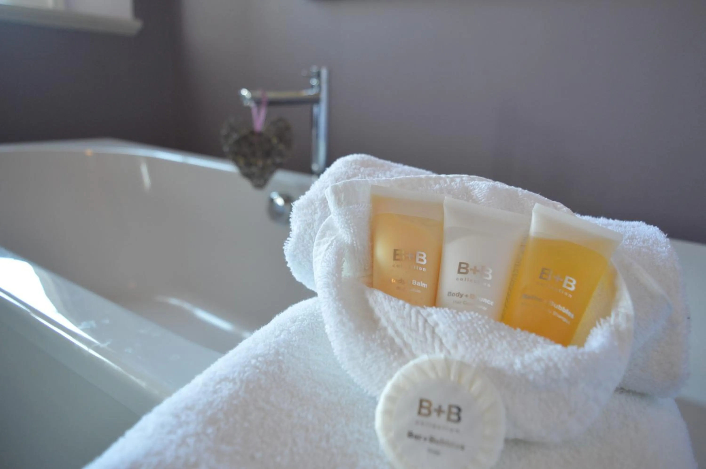 Bathroom in B+B Edinburgh