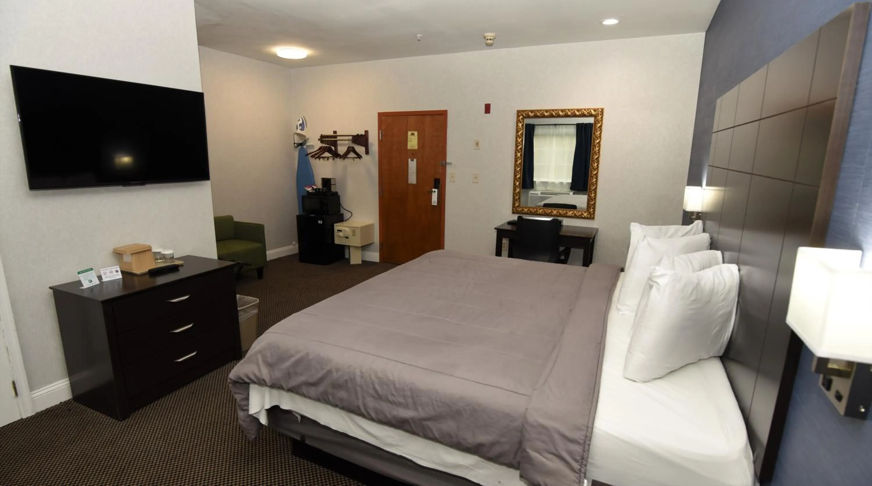 Photo of the whole room, Bed in FairBridge Hotel Atlantic City