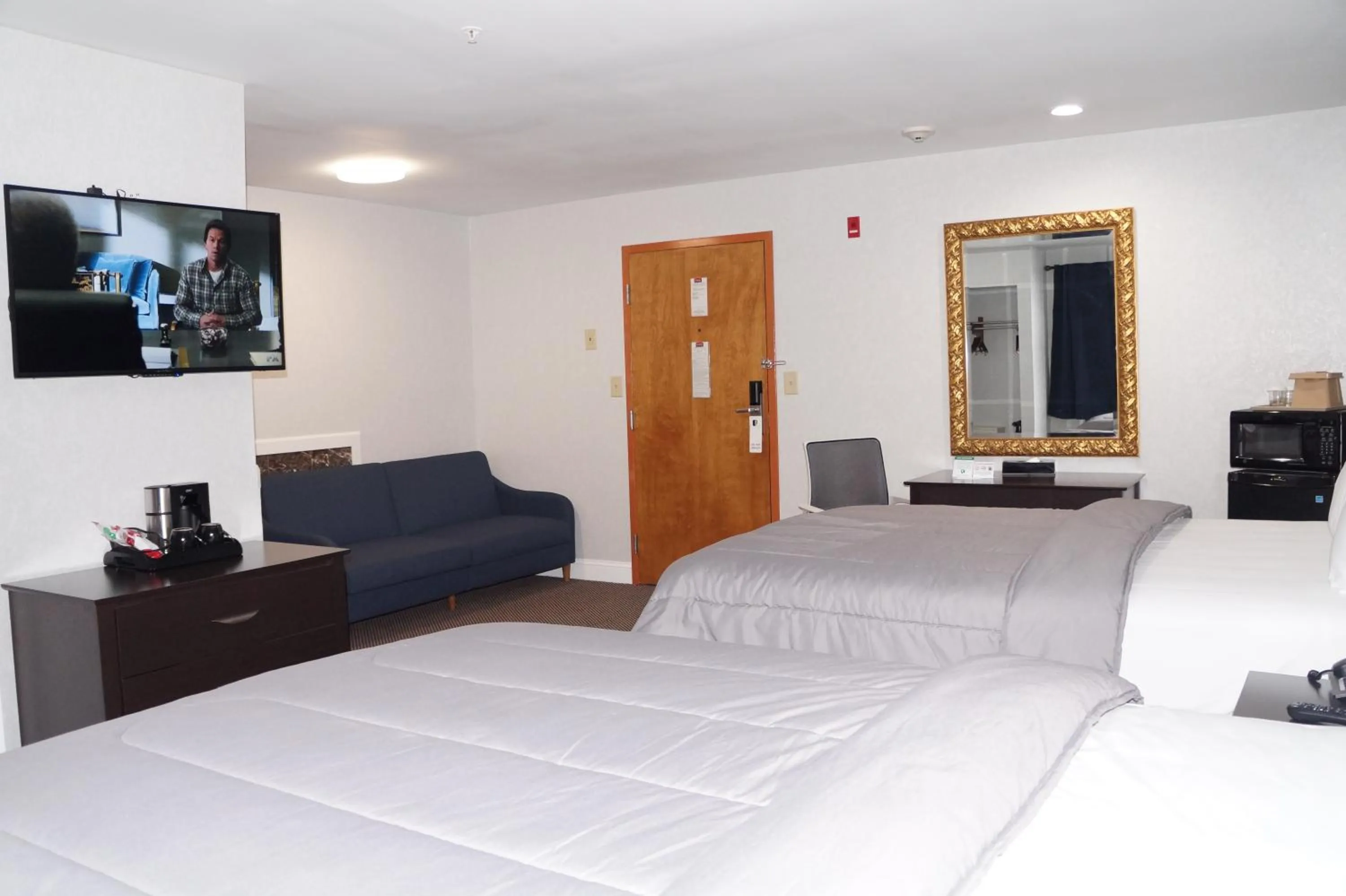 Photo of the whole room, Bed in FairBridge Hotel Atlantic City