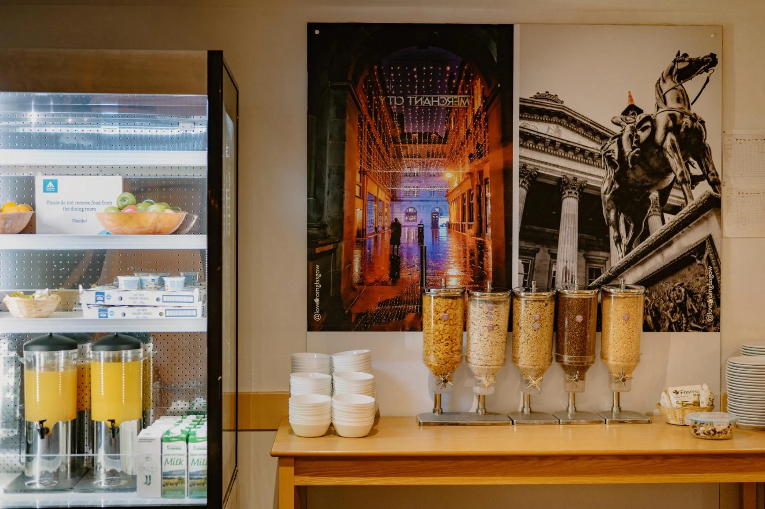 Breakfast in Glasgow Youth Hostel