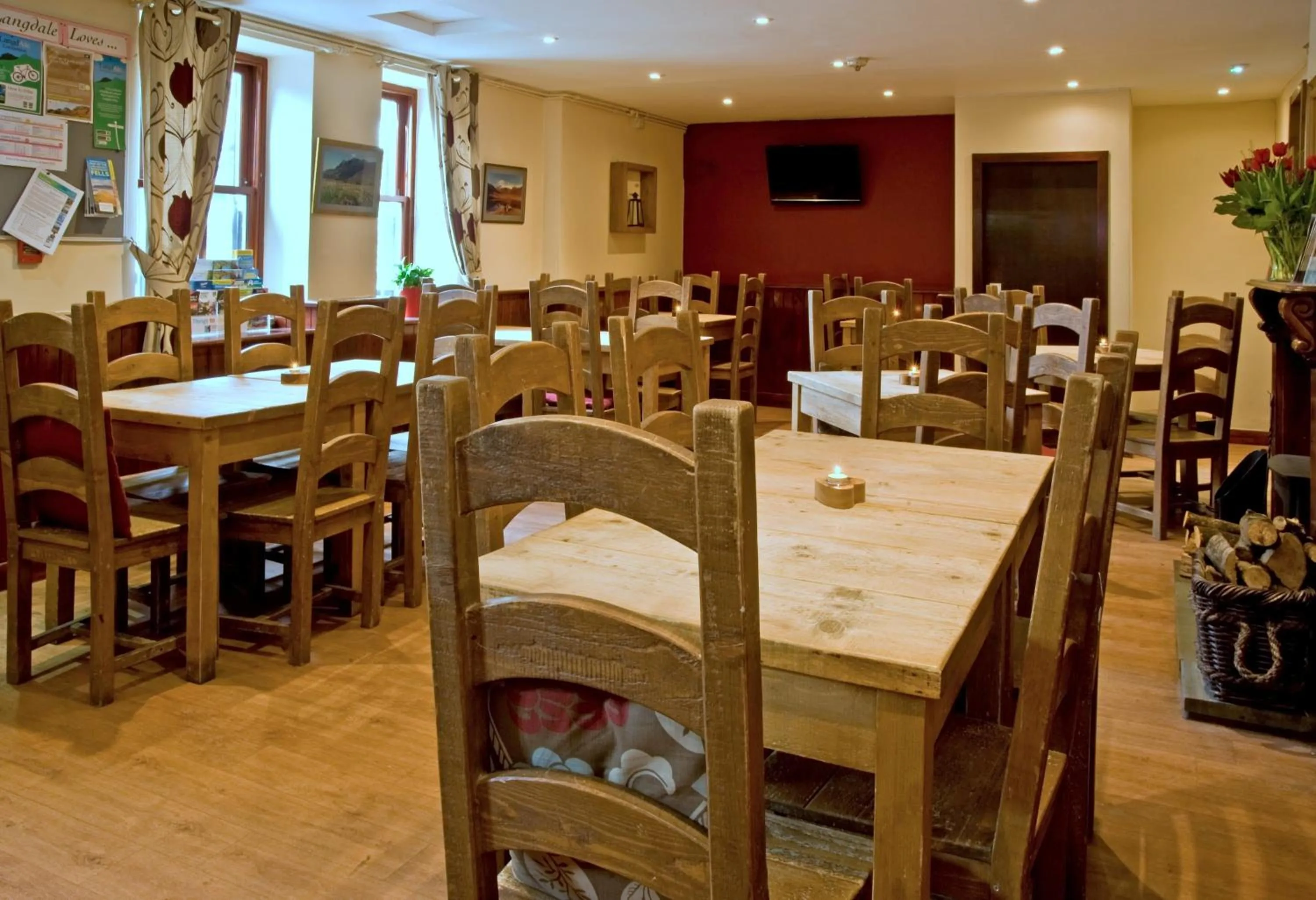 Restaurant/places to eat in New Dungeon Ghyll Hotel