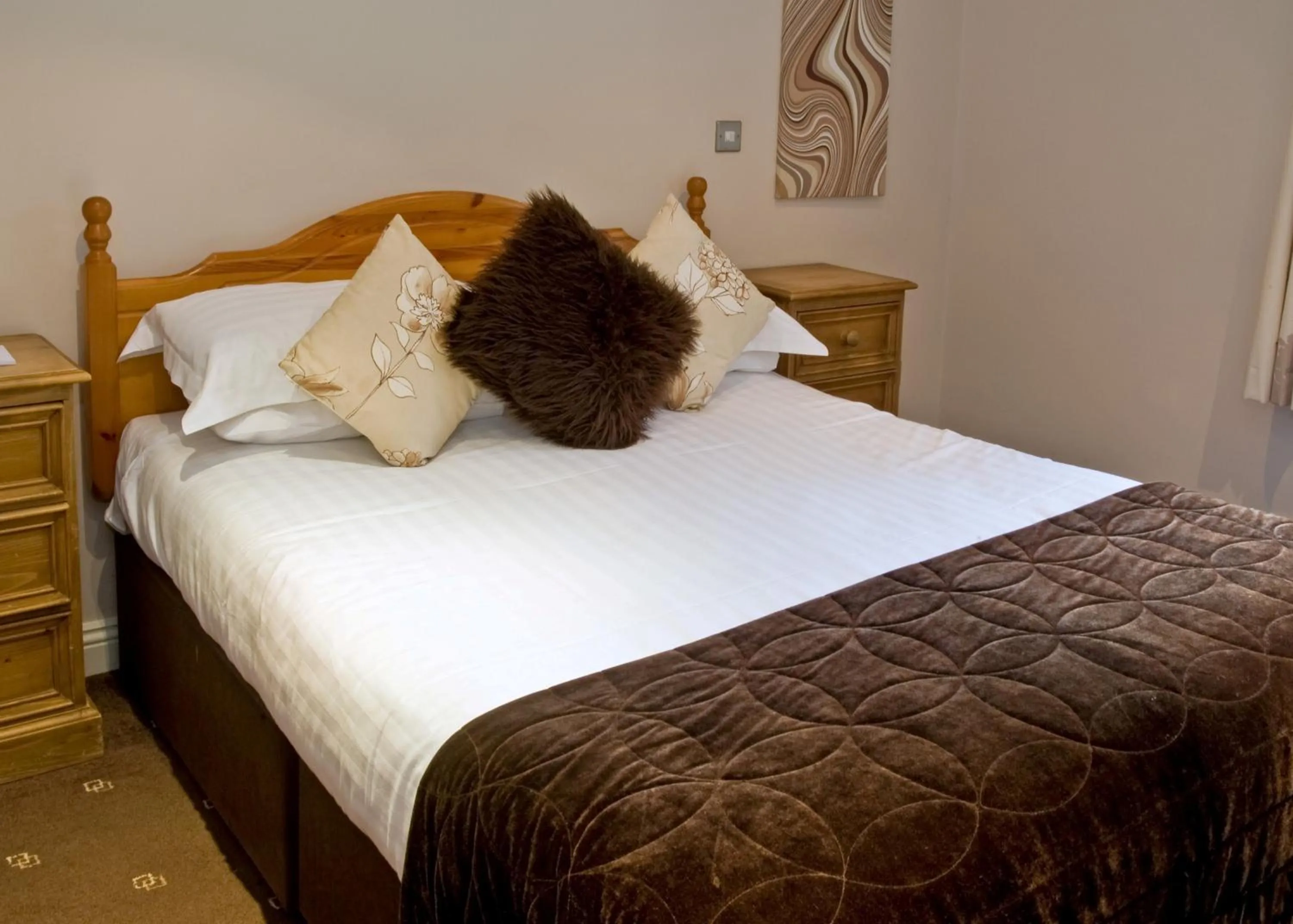 Bed in New Dungeon Ghyll Hotel