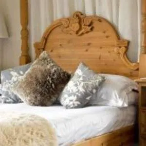 Bed in New Dungeon Ghyll Hotel