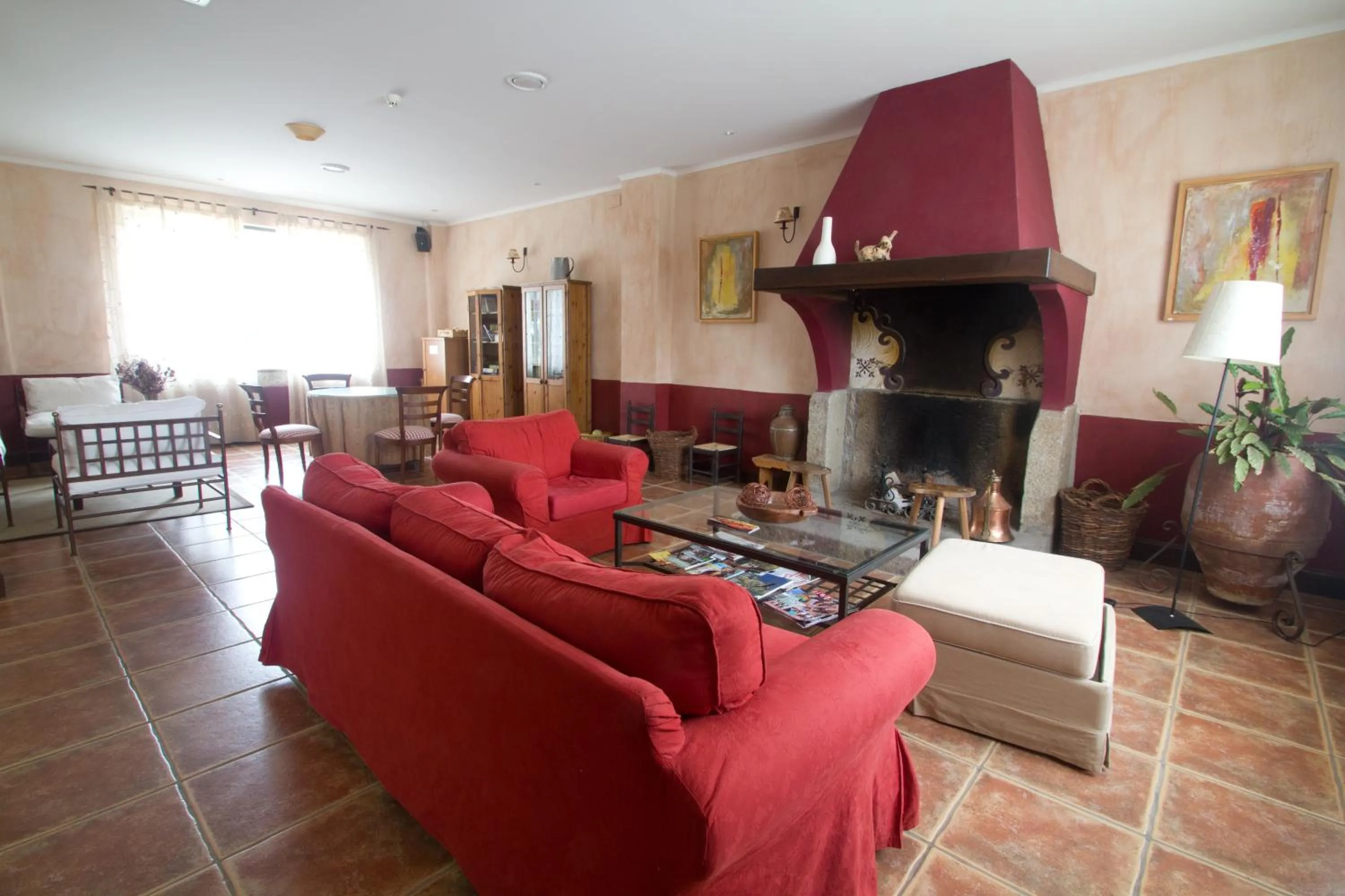 Lounge or bar in Sierra Quilama -TOP 3 en Alojamientos-Junto a La ALBERCA